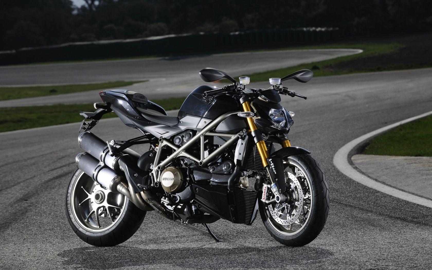 1680x1050 Free download Ducati Streetfighter Wallpaper 300x200 Ducati
