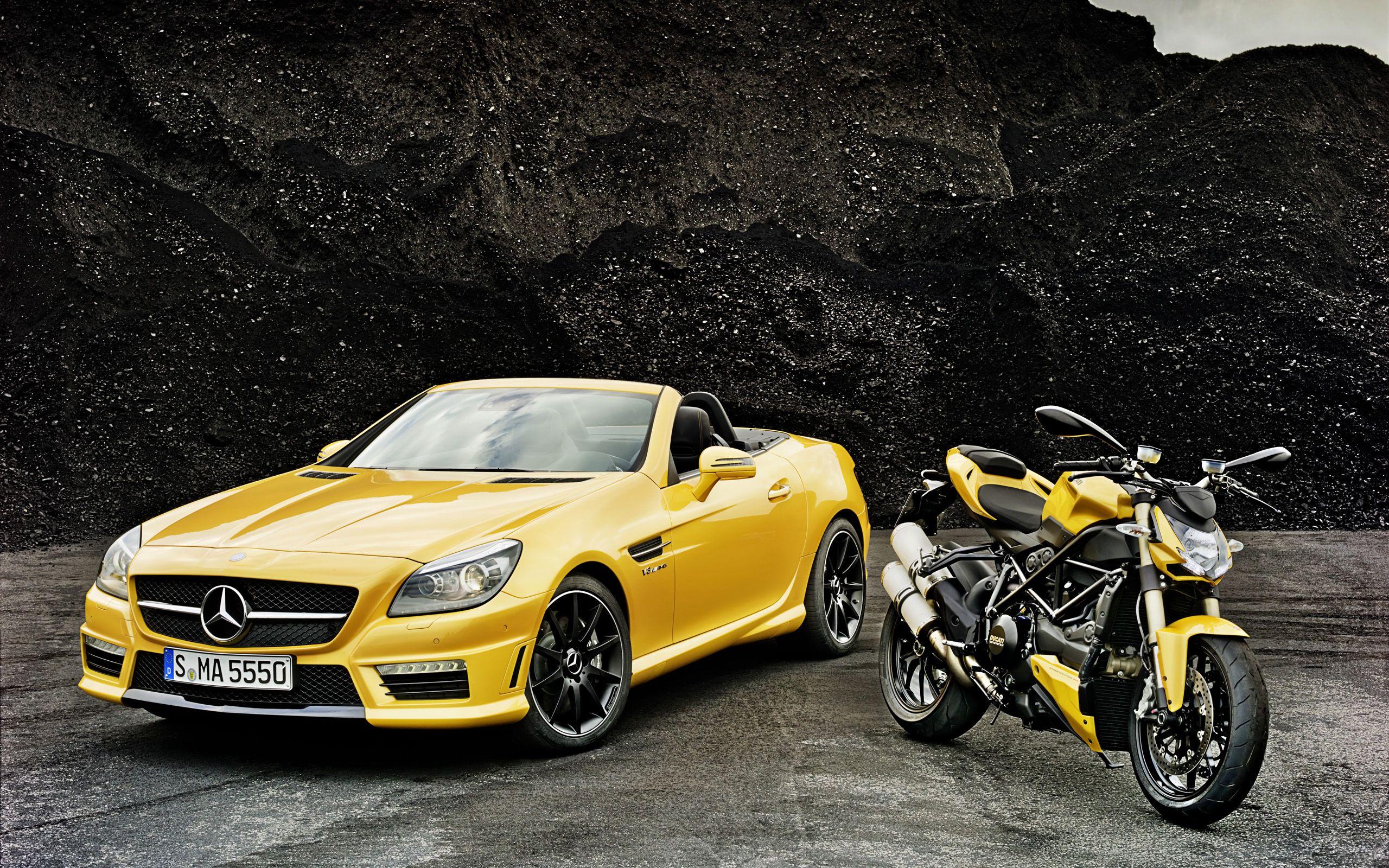 2560x1600 Mercedes Benz SLK 55 AMG Ducati Streetfighter 848 Wallpaper