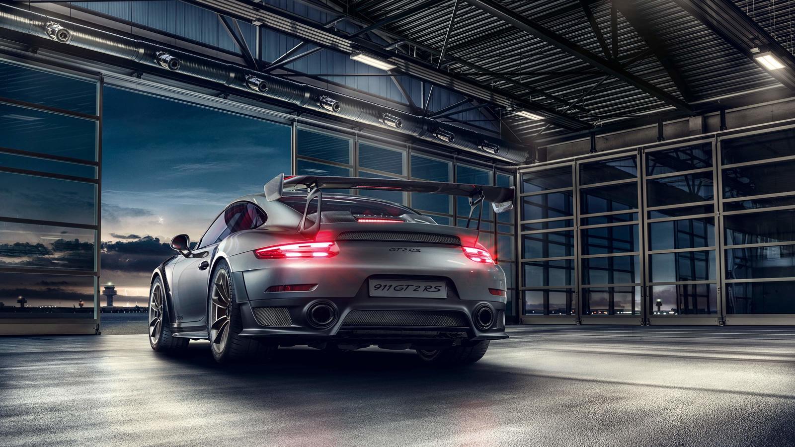 1600x900 Your Must Have Porsche 911 GT2 RS Wallpaper