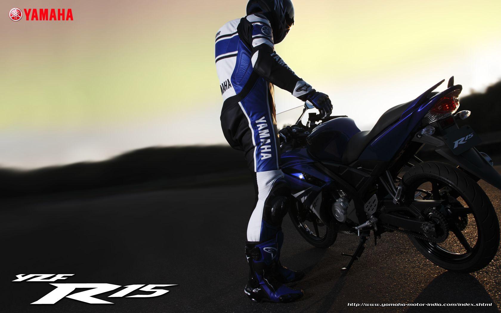 1680x1050 Wallpaper HD Yamaha R15