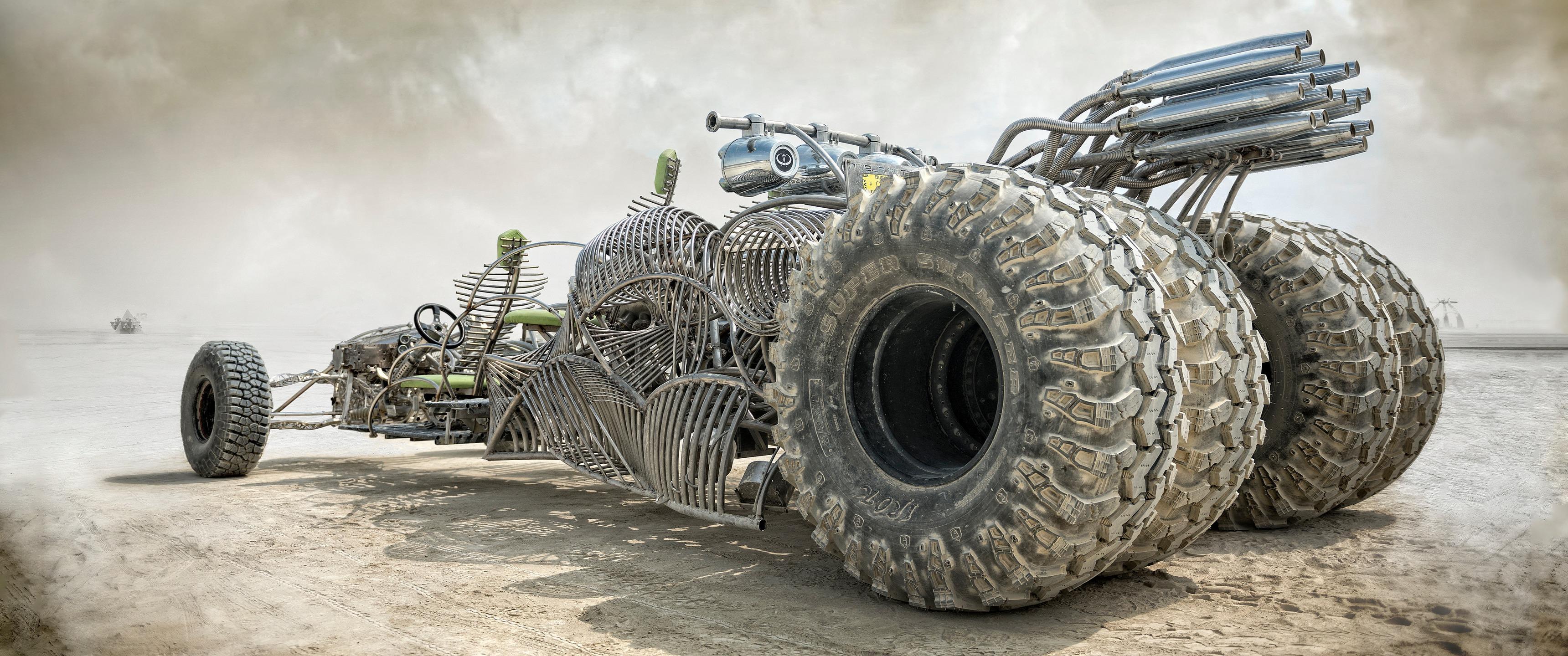 3440x1440 Big Manmade Car wallpaper