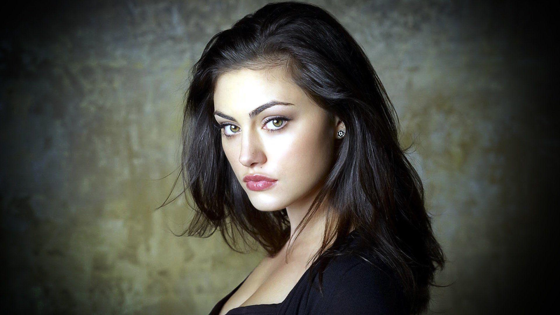 1920x1080 Phoebe Tonkin HD Wallpaper and Background Image