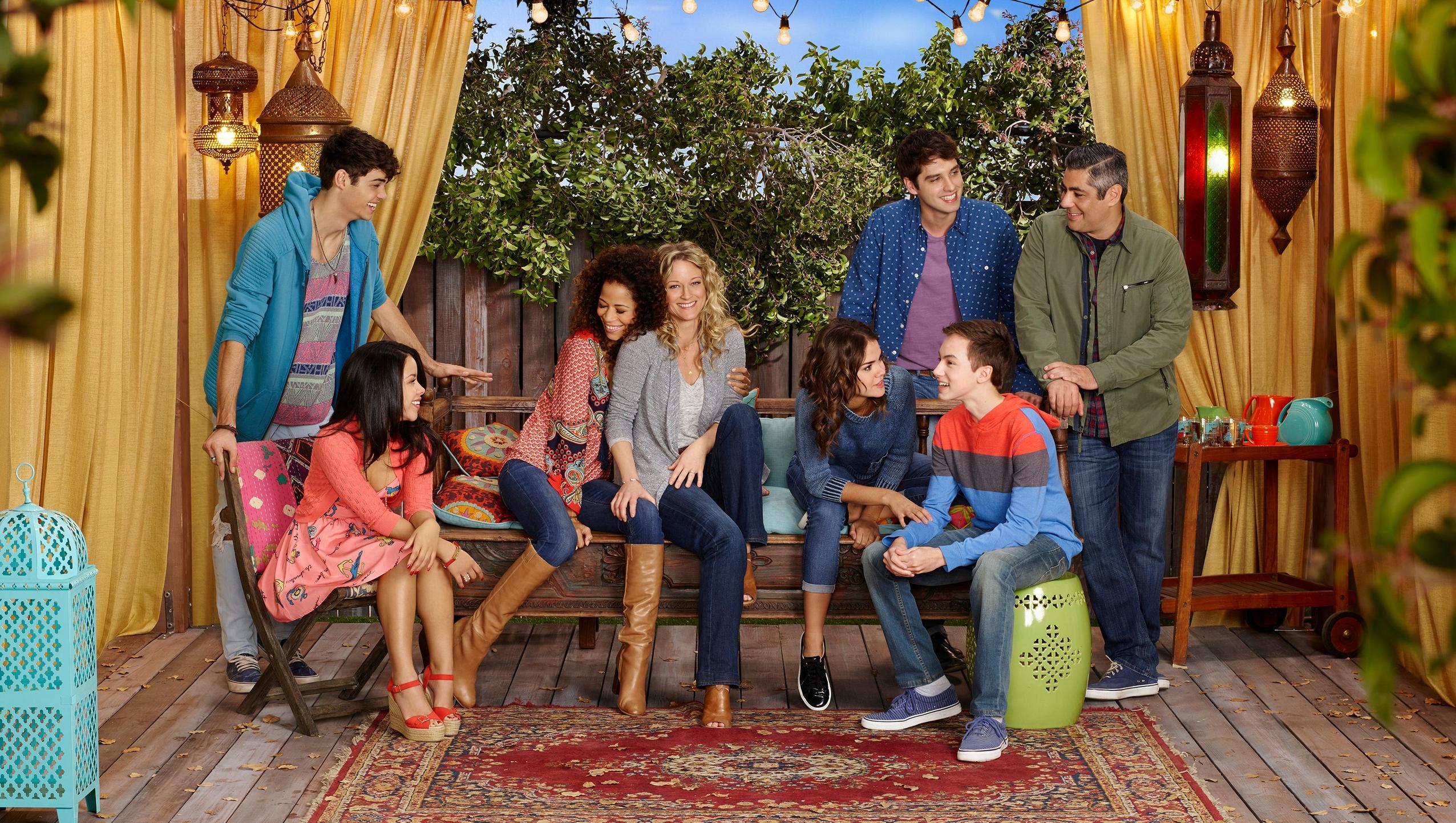 2552x1442 The Fosters Desktop Wallpaper