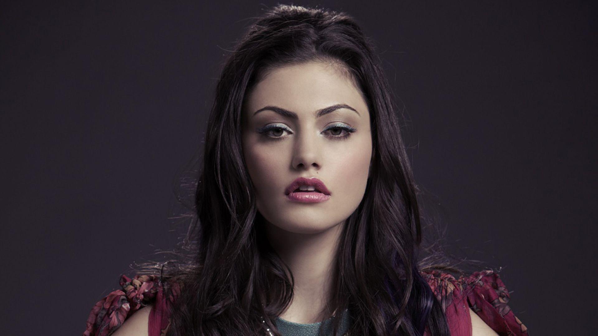 1920x1080 Phoebe Tonkin HD Wallpaper