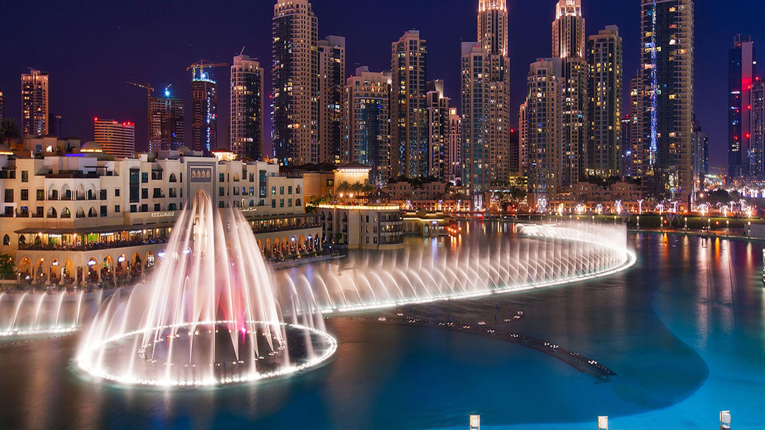2560x1440 Dubai Fountains–fountain On The Burj Khalifa Lake Wallpaper HD