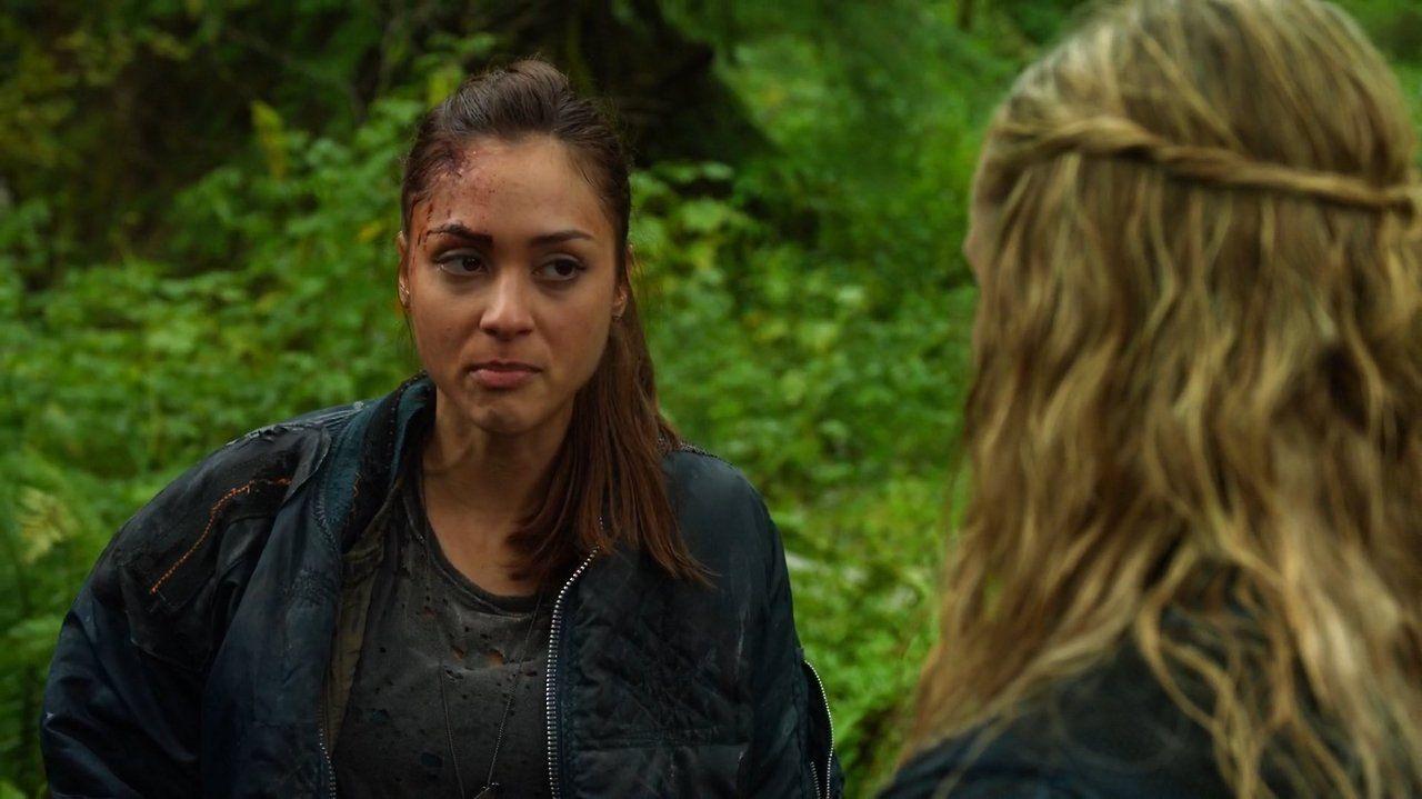 1280x719 Raven Reyes 100 (TV Show) Photo