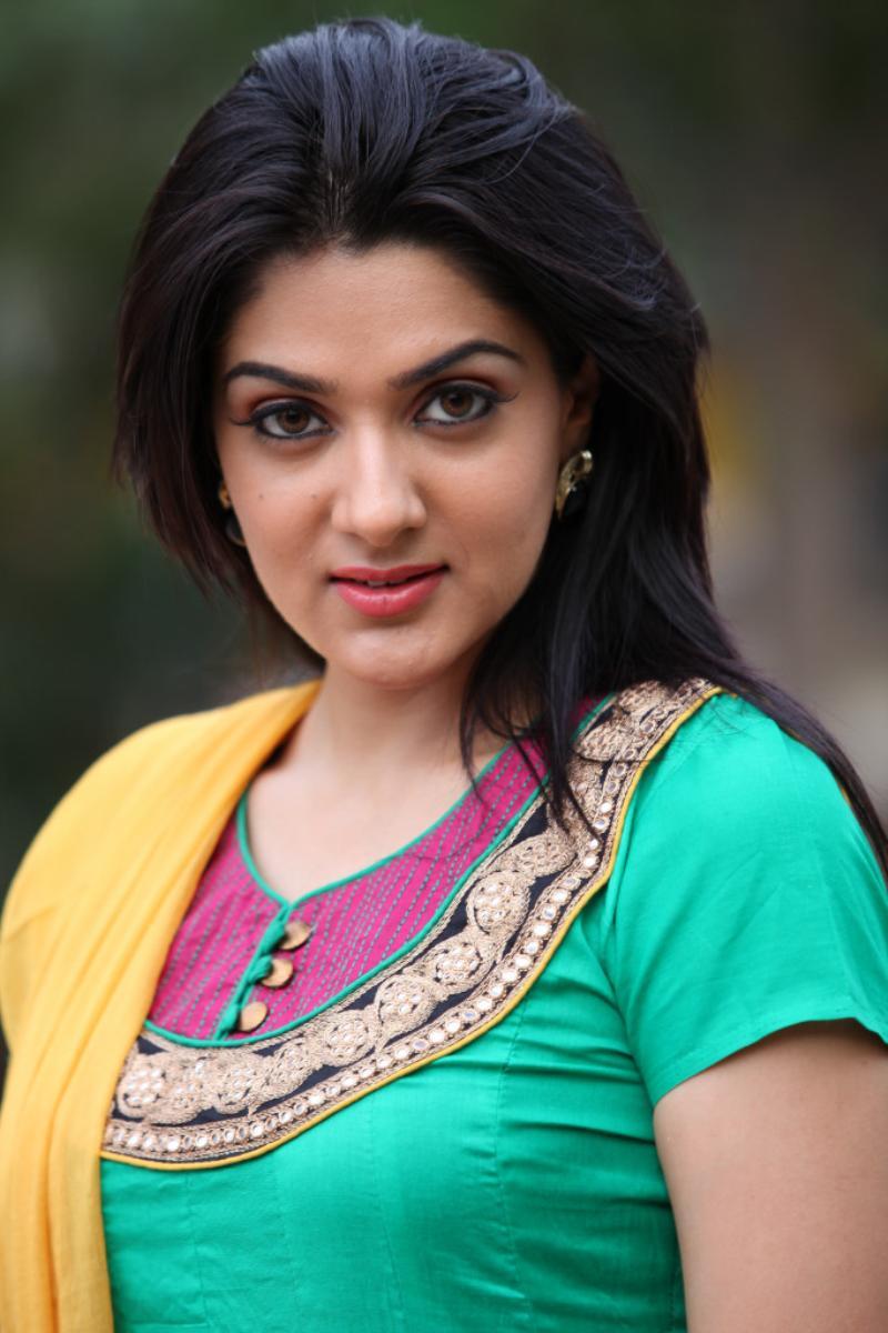 800x1200 Telugu heroines wallpaper