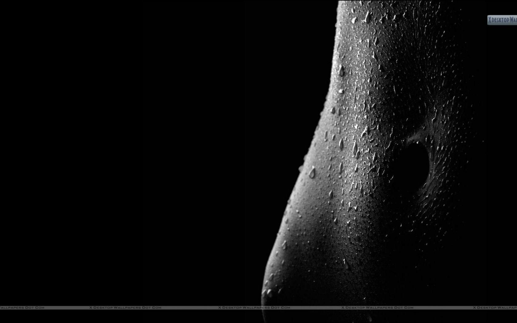 1680x1050 Free download Skin With Water Drops Black n White Wallpaper