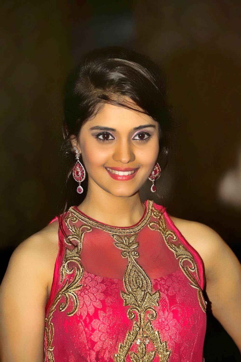1000x1500 Telugu Actors HD Wallpaper (53 Wallpaper)