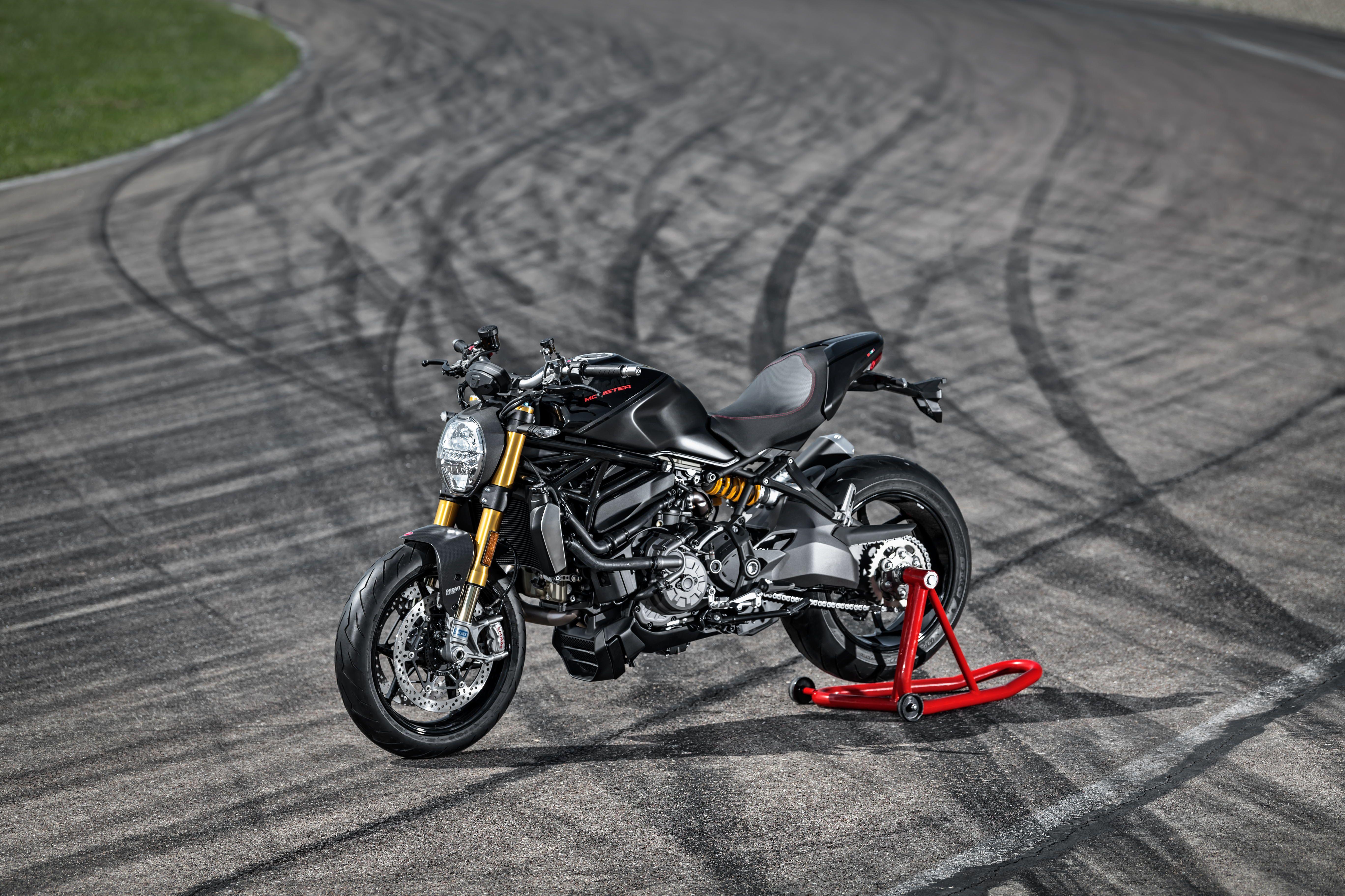 5473x3648 2020 Ducati Monster 1200 / 1200 S Picture, Photo