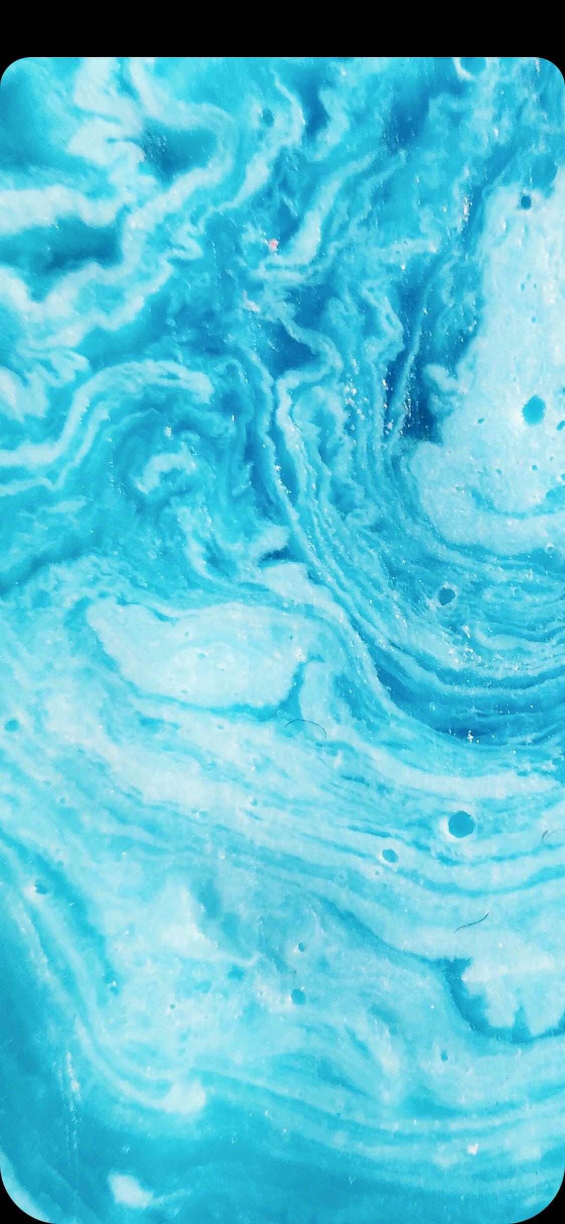 1125x2436 iPhone Wallpaper Blue