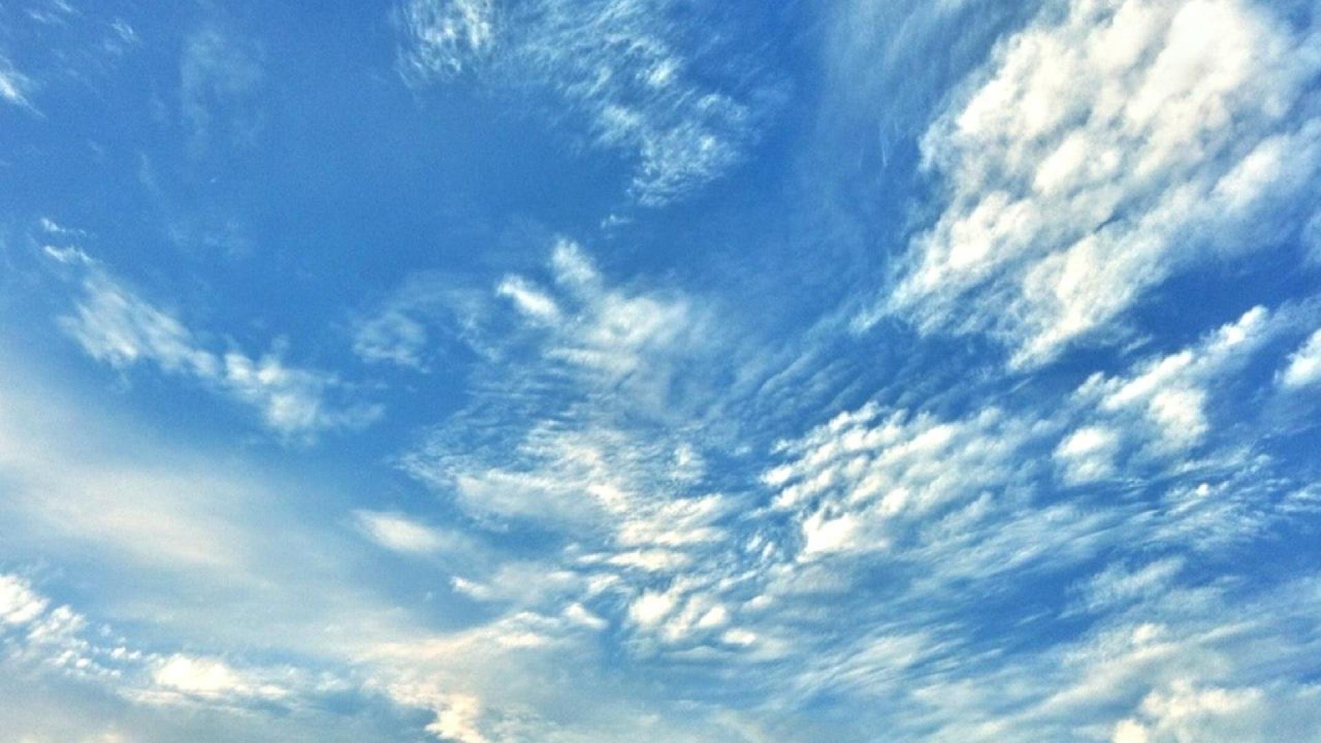 1920x1080 Sunny Sky Background. SC 81.6 Kbyte, V.5.6