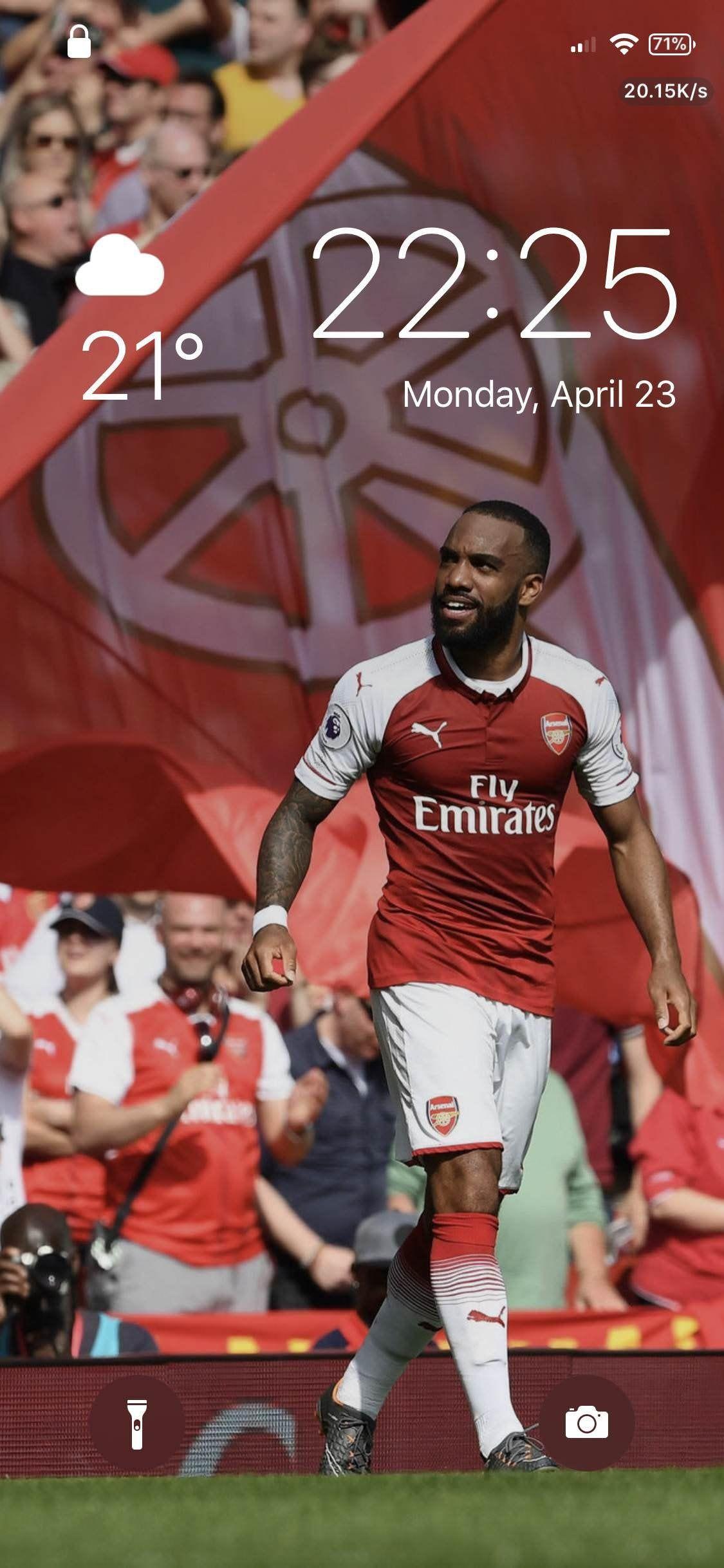 1125x2436 Finally found a wallpaper I'm happy with! Share your favorite Arsenal wallpaper!