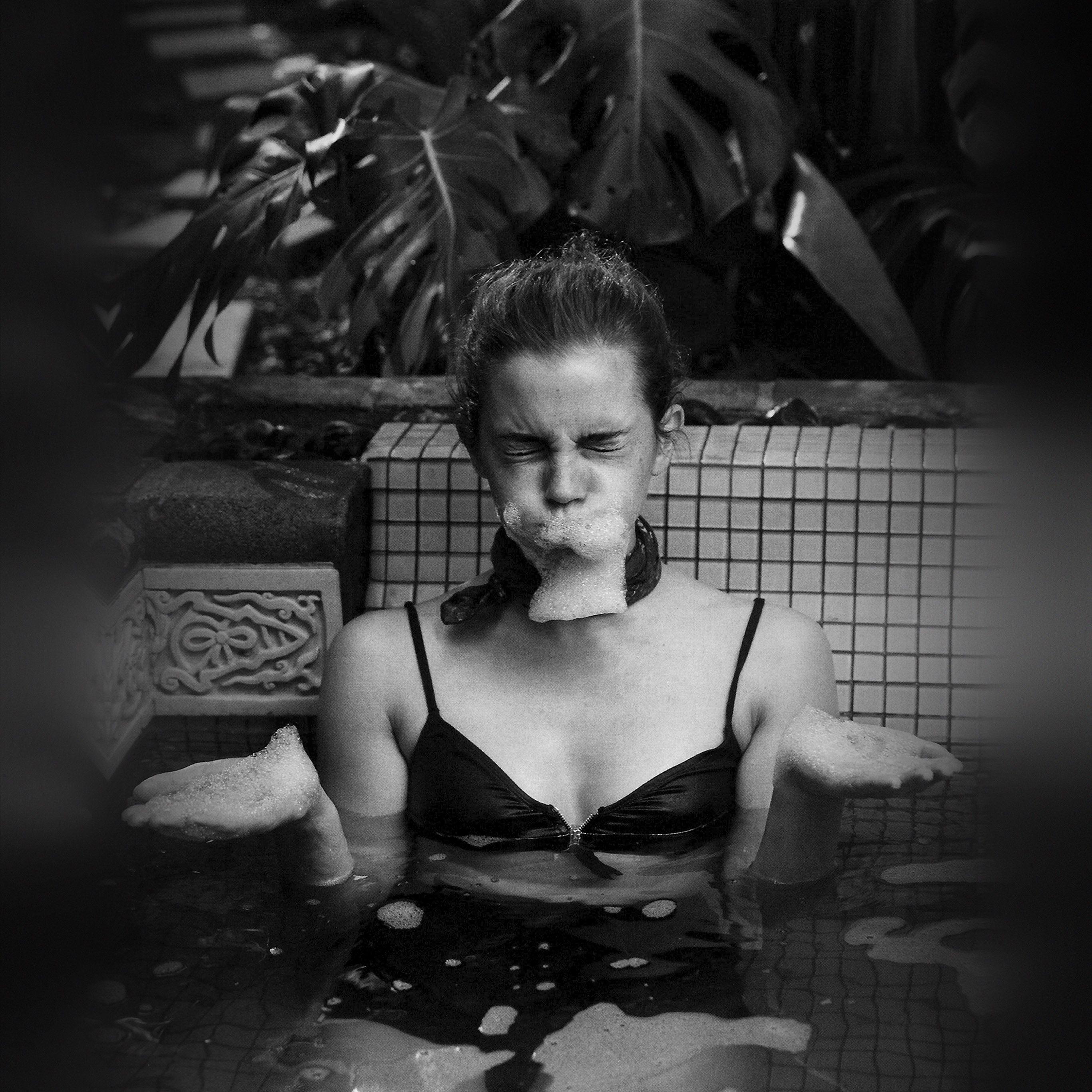 2732x2732 Emma Watson Bw Dark Girl Actress Wallpaper