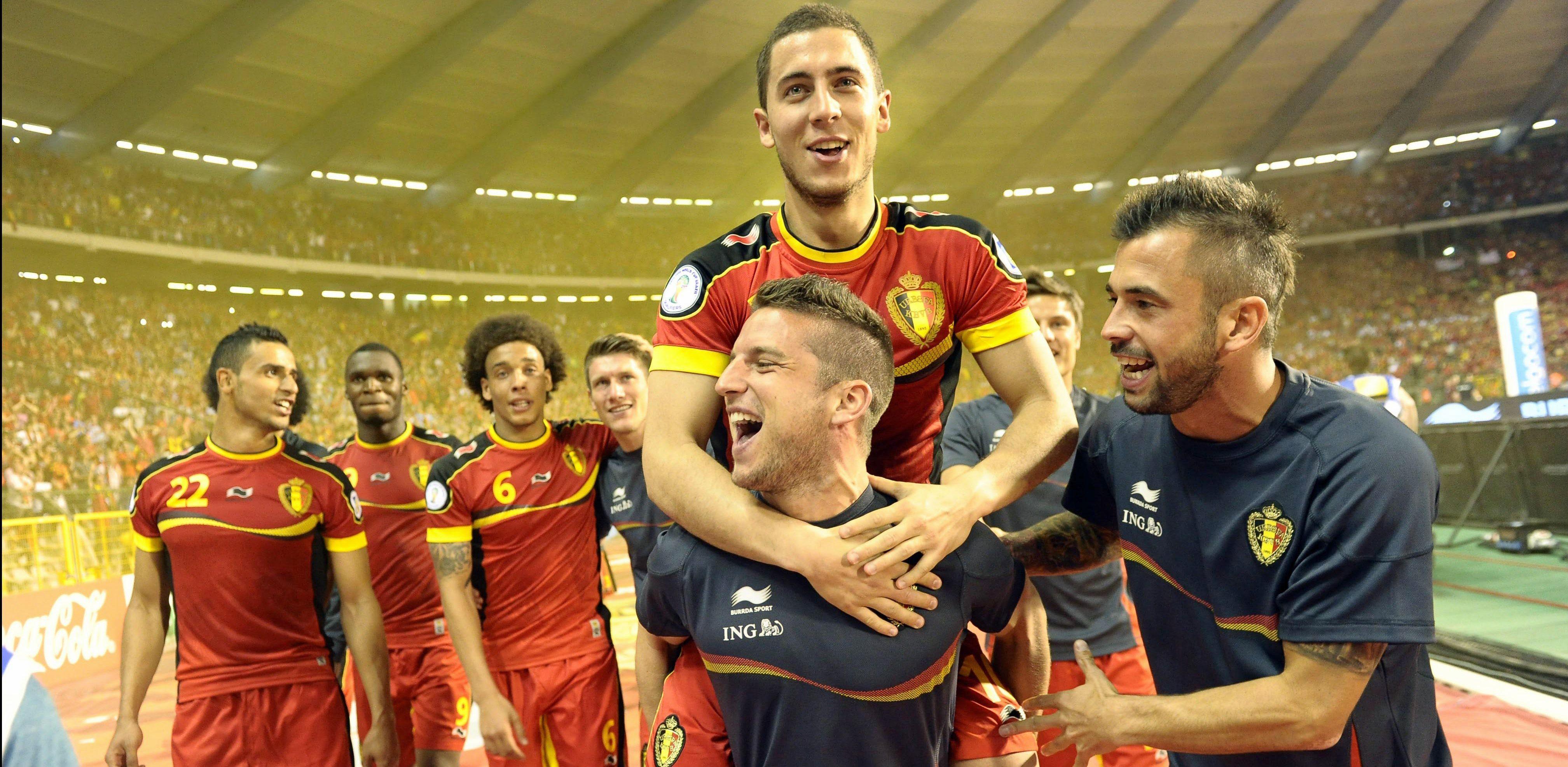 4034x1974 Belgium National Football Team Wallpaper
