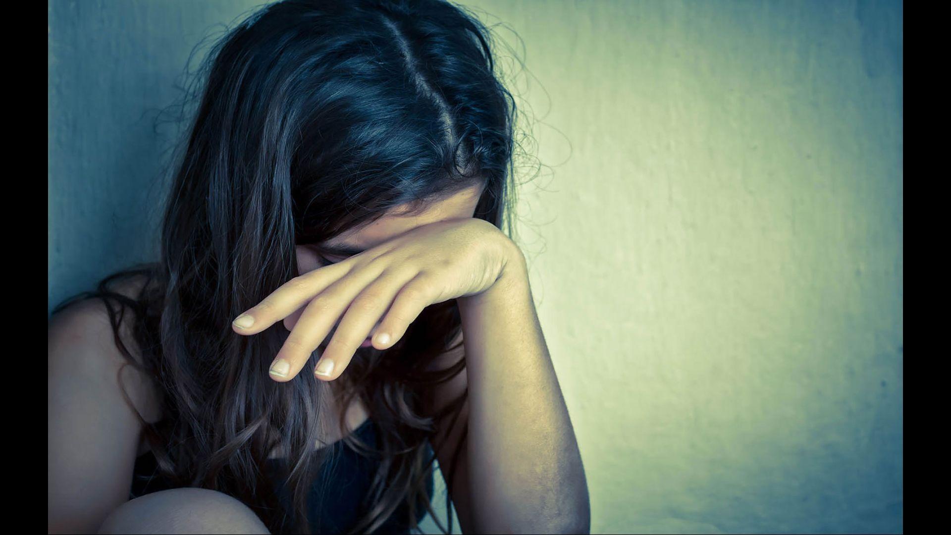 1920x1080 CRYING GIRL. SAD STYLE WALLS for Android