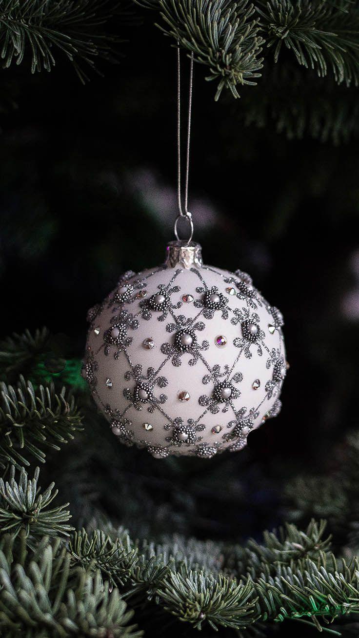 736x1308 Sparkly Christmas iPhone Xs Max Wallpaper