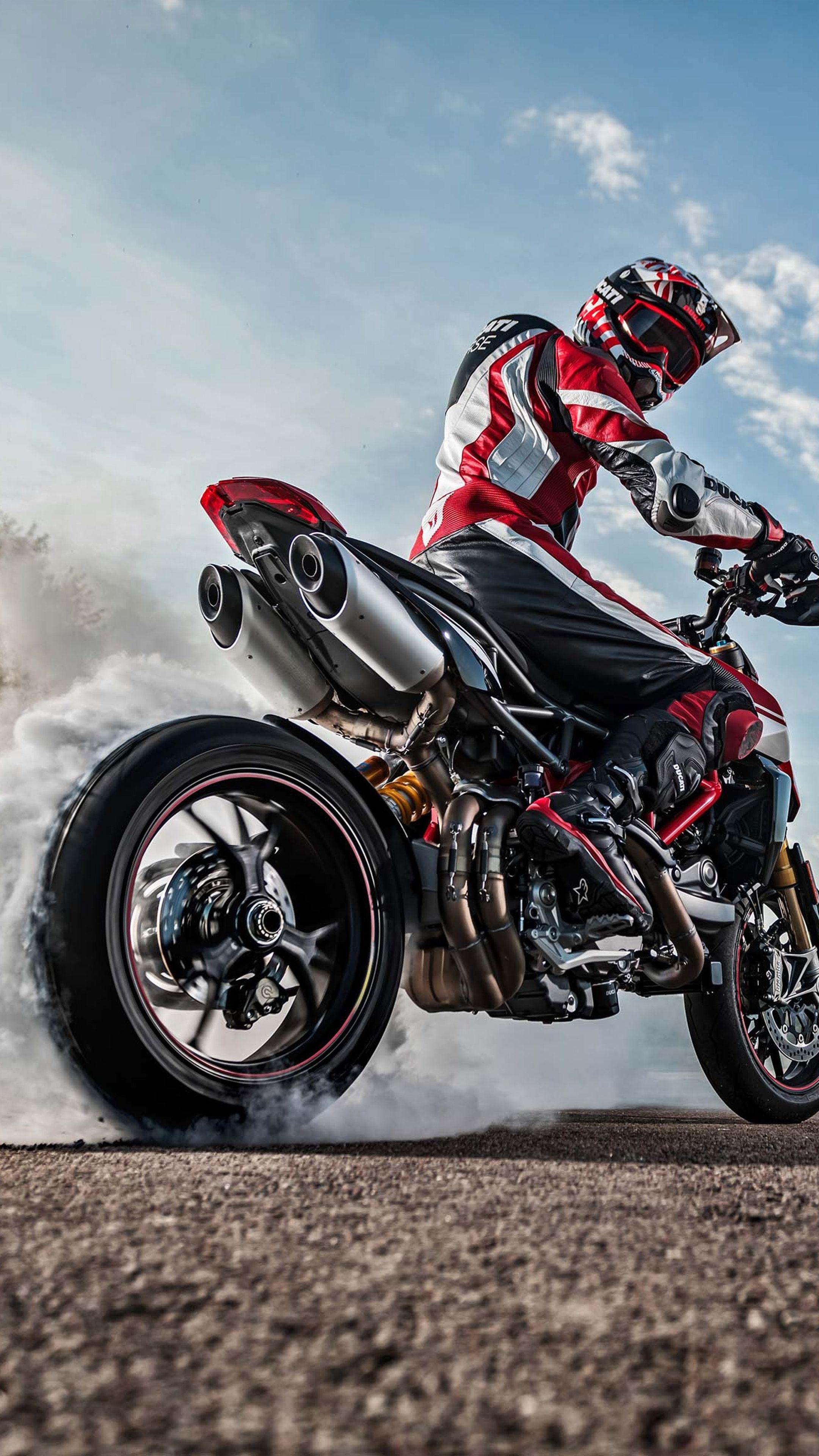 Ducati Hypermotard Wallpapers Top Free Ducati Hypermotard Backgrounds Wallpaperaccess