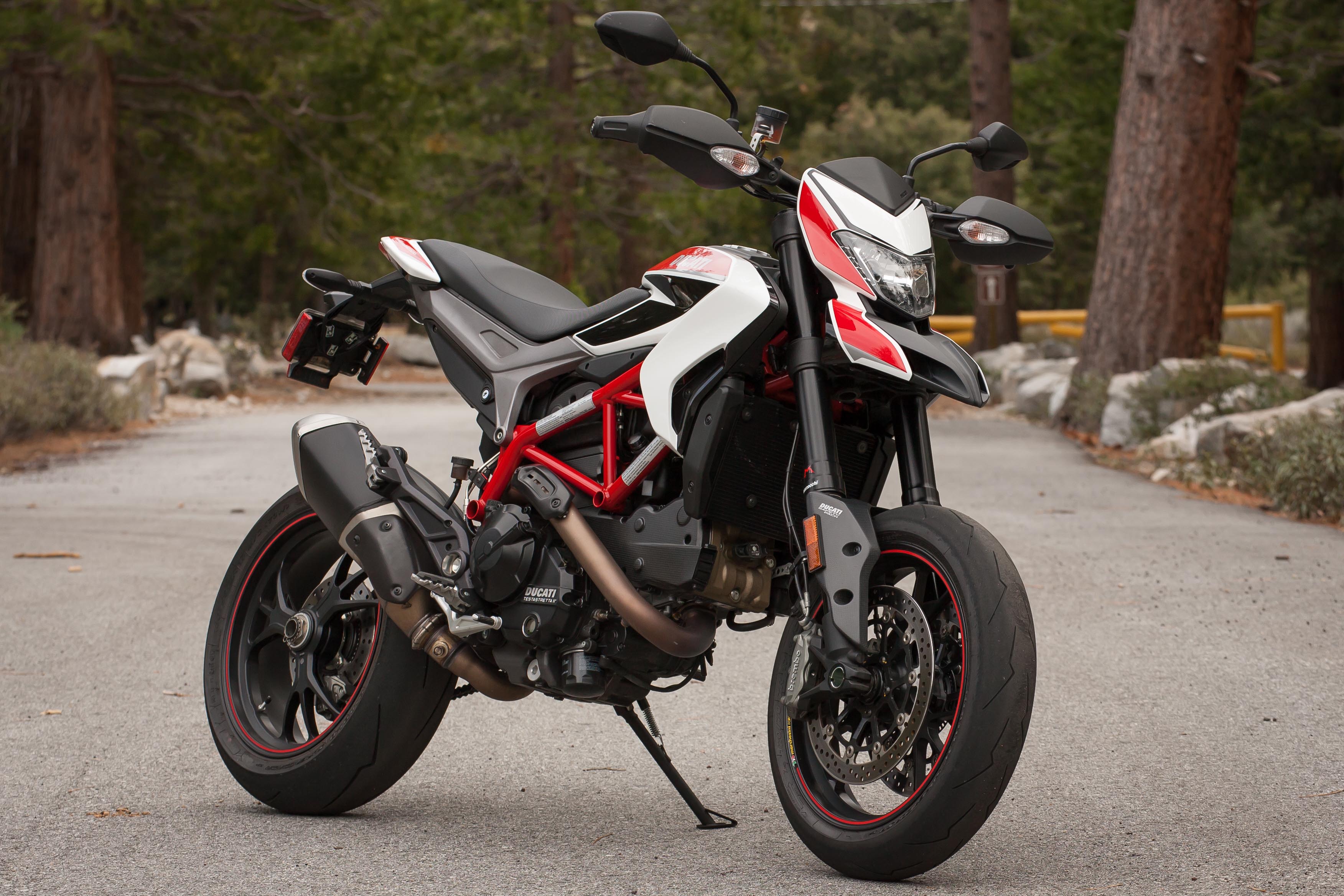 Hypermotard Ducati оранжевый