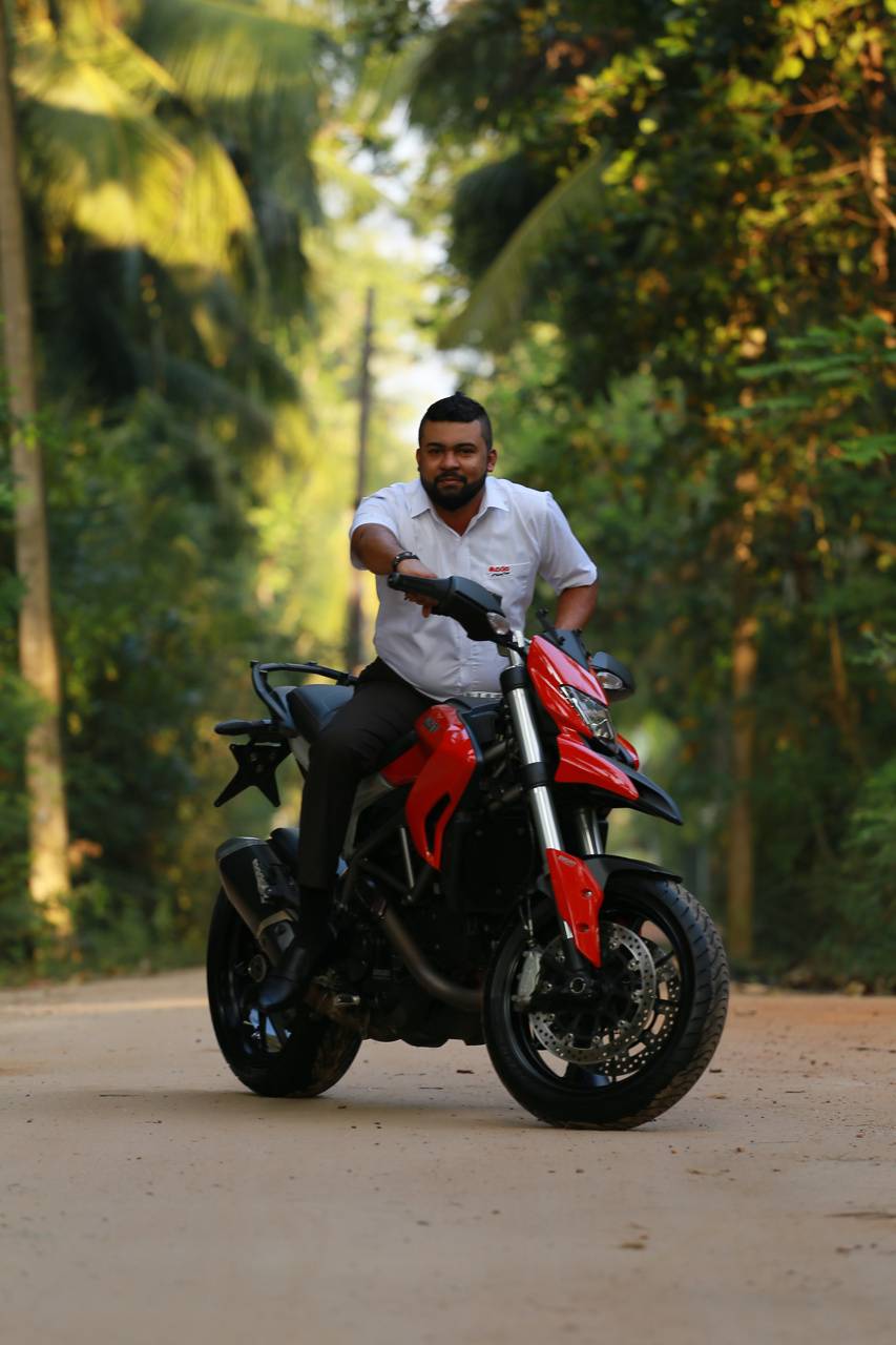 853x1280 Ducati Hypermotard wallpaper