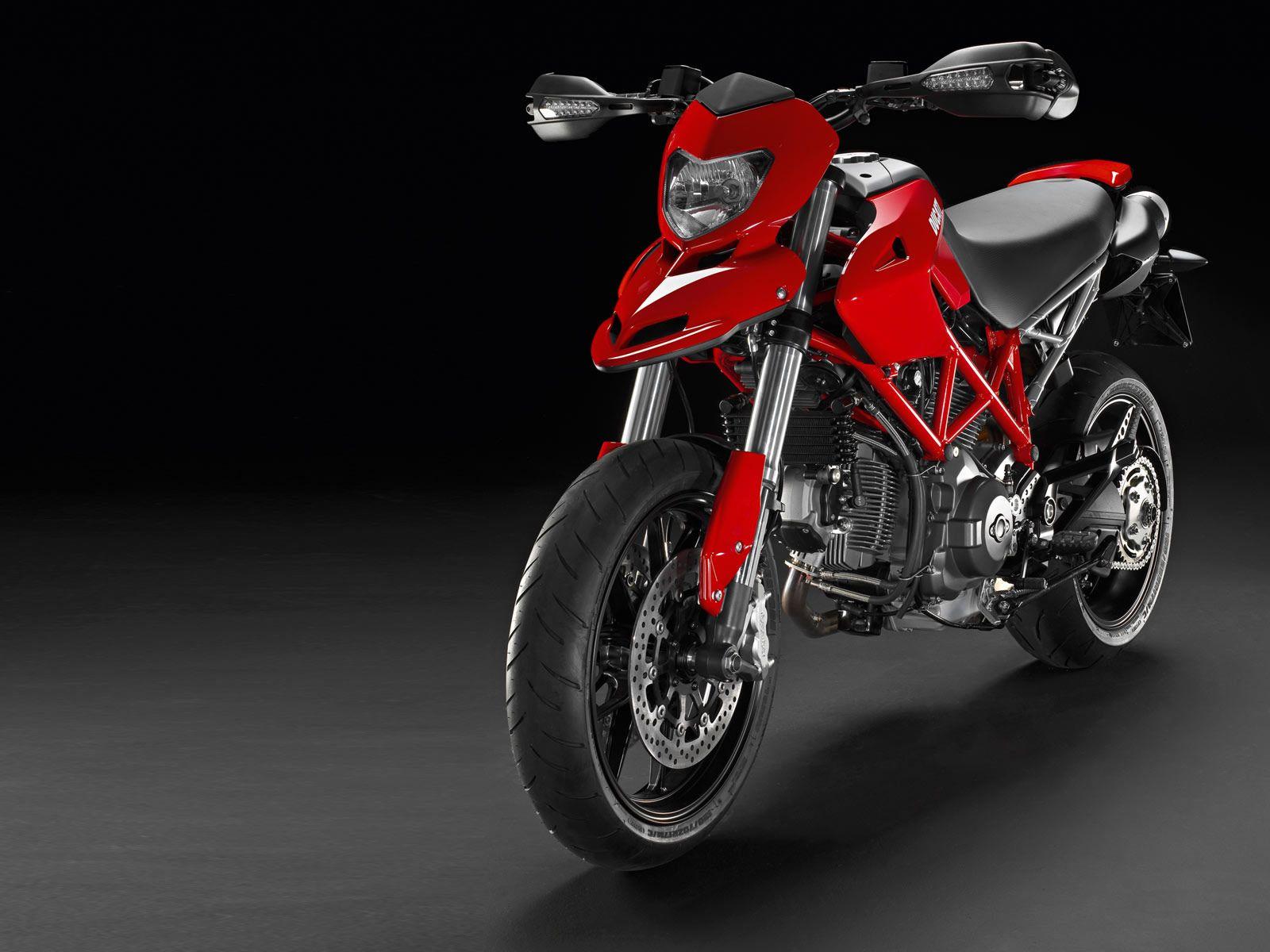 1600x1200 Ducati Hypermotard 796: pics, specs and information