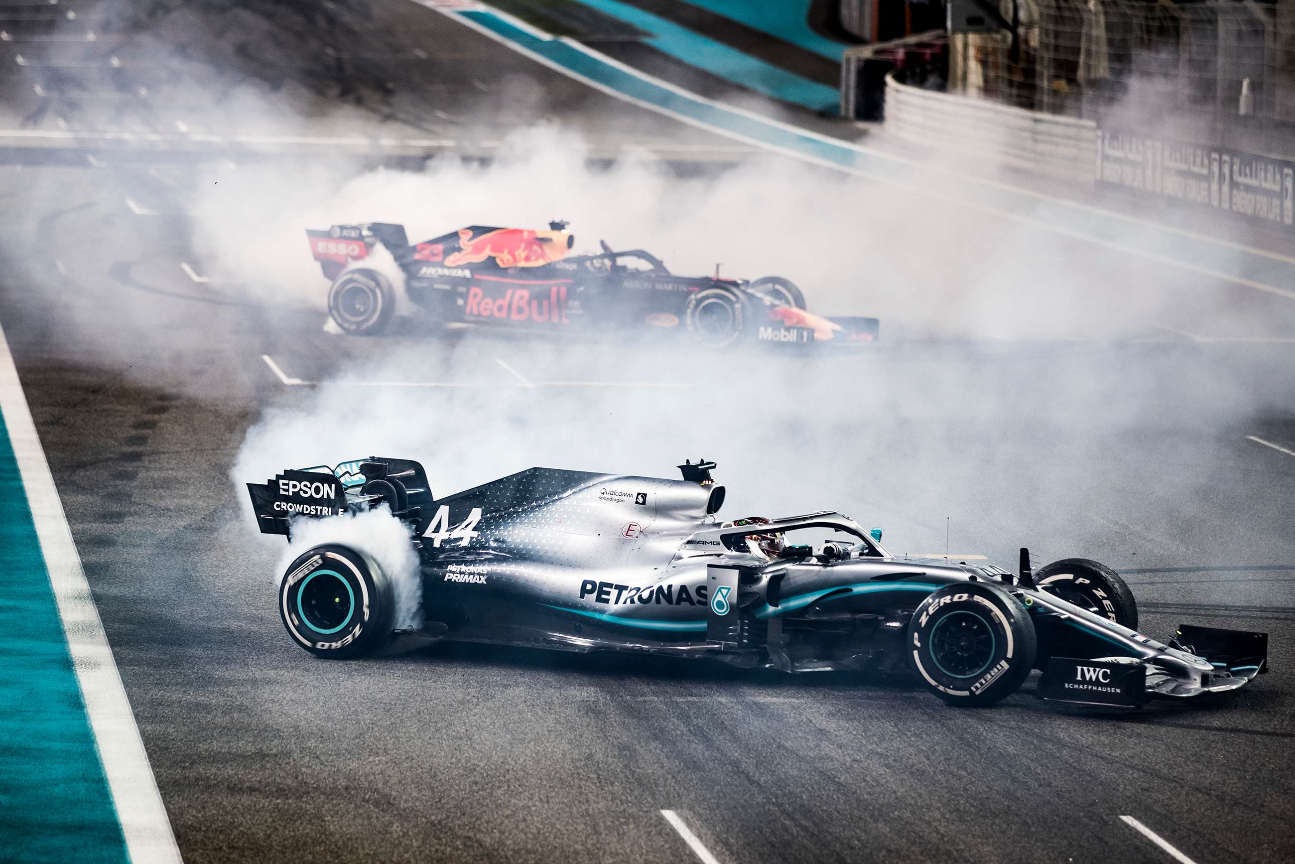 2600x1734 Mercedes Amg F1 W11
