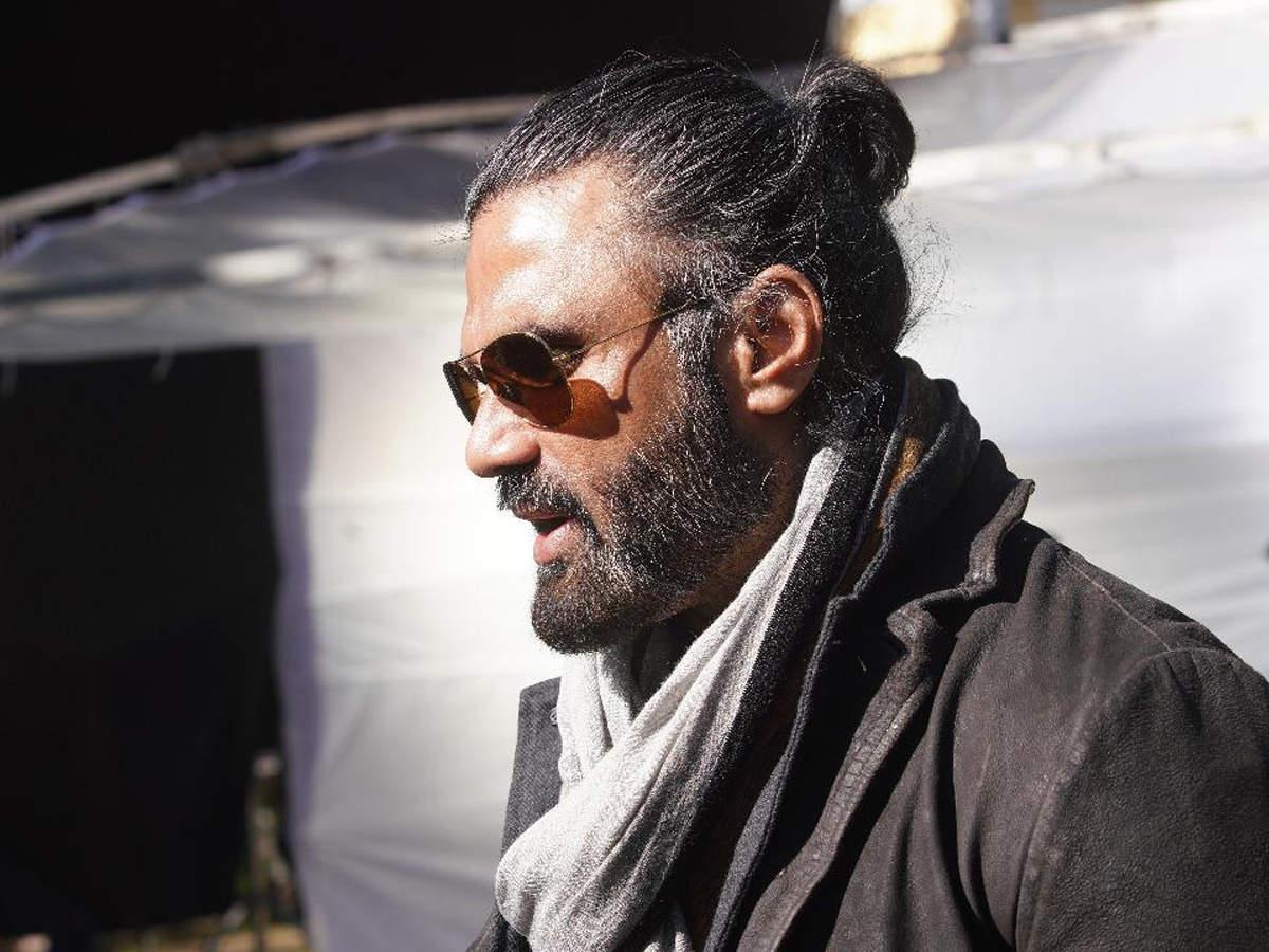 1200x900 Exclusive! Suniel Shetty on his man bun for 'Darbar': I am one