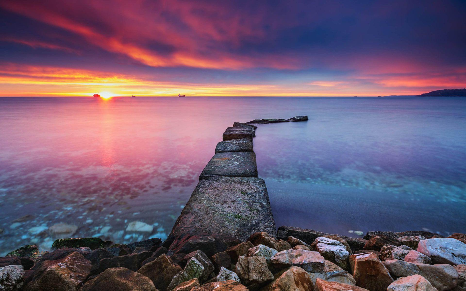 1920x1200 Sunrise Over The Sea Red Clouds Horizon Image For Wallpaper HD