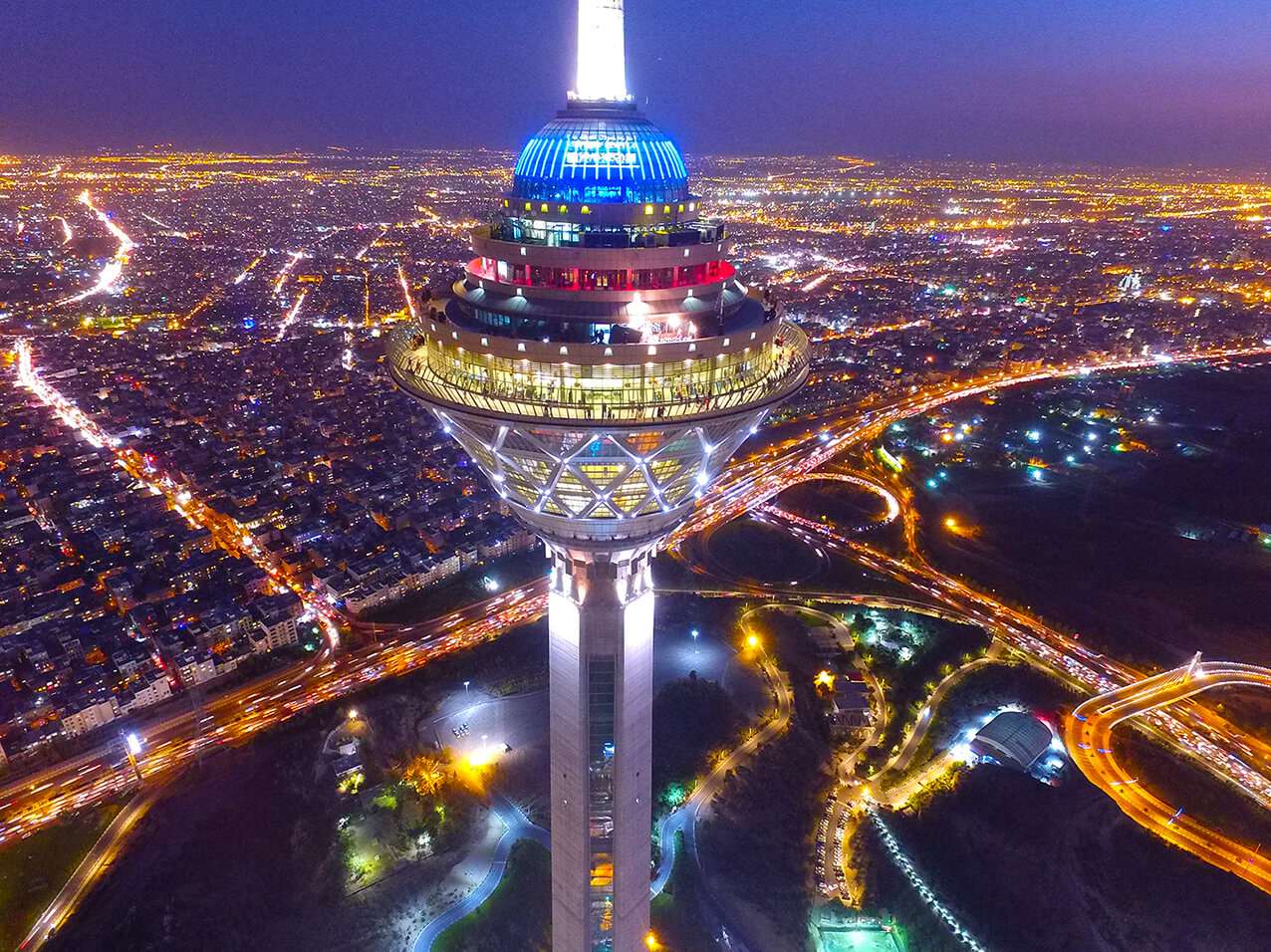 Milad Tower Wallpapers Top Free Milad Tower Backgrounds Wallpaperaccess
