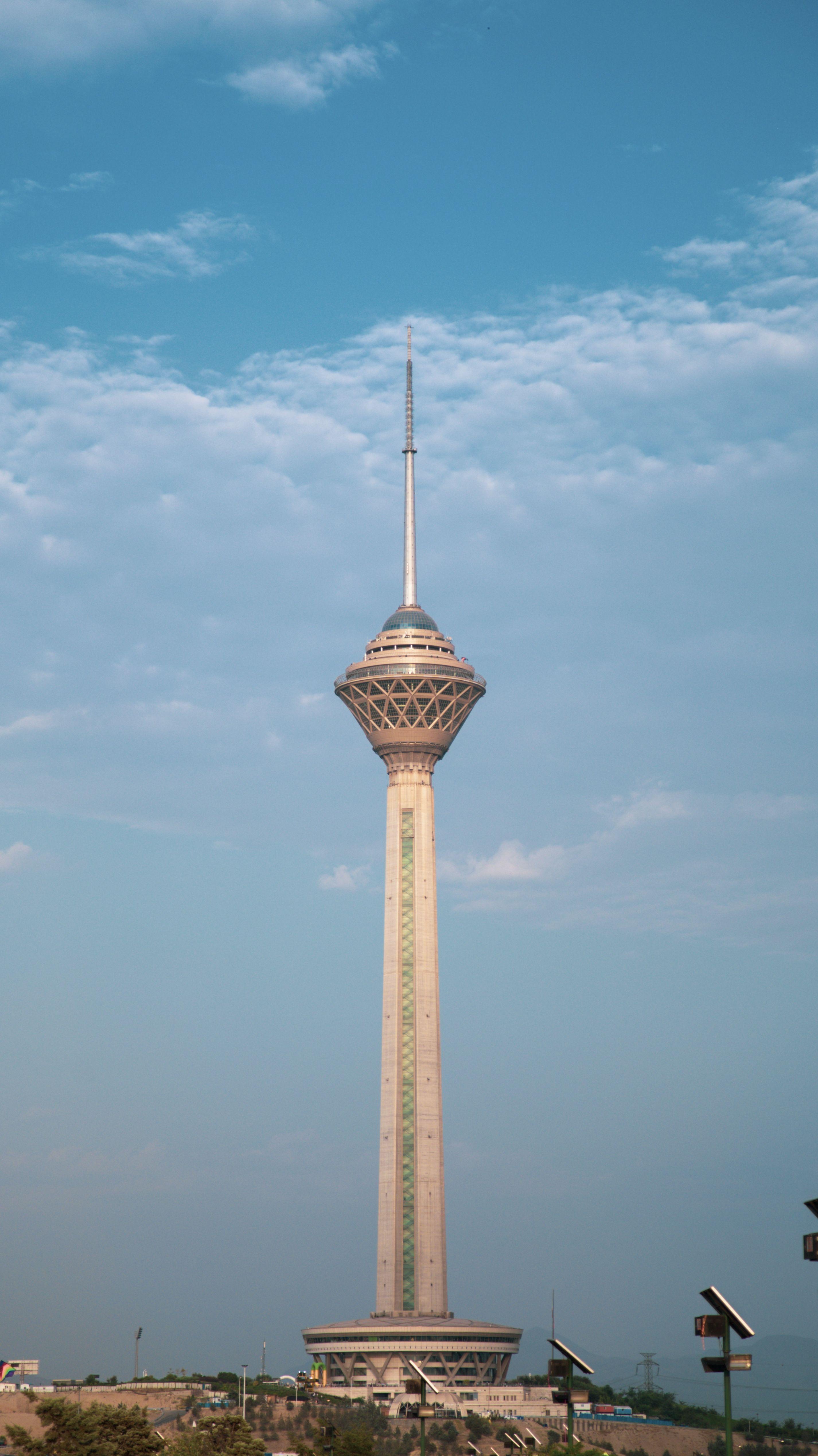 Milad Tower Wallpapers Top Free Milad Tower Backgrounds Wallpaperaccess