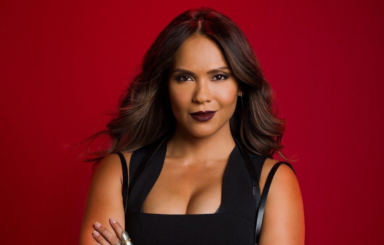 1332x850 Lesley Ann Brandt Wallpaper
