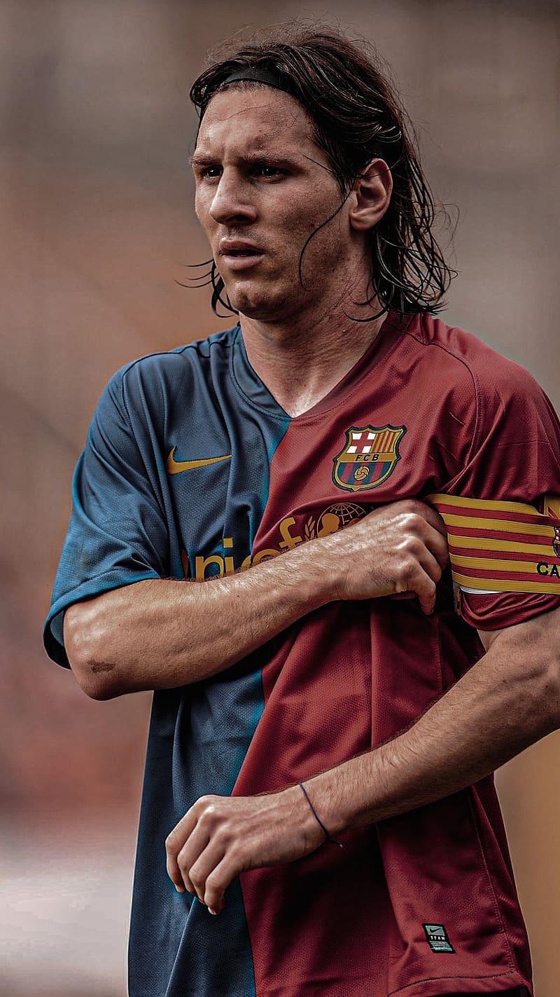 800x1422 Messi In Long Hair, messi, long hair, footballer, sports, barcelona jersey, HD phone wallpaper