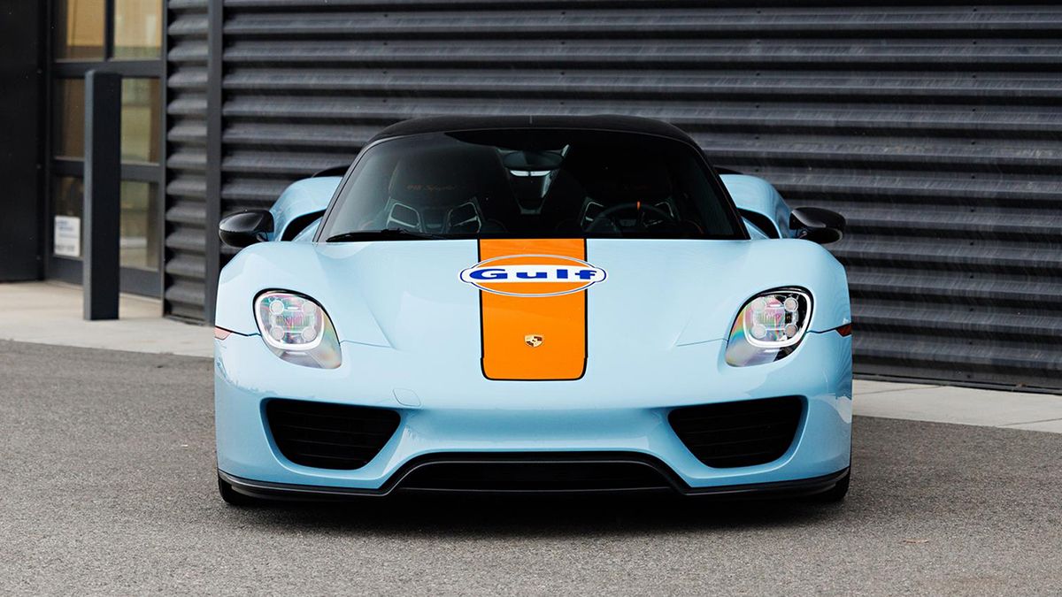 1200x675 The 2015 Porsche 918 Spyder in Photo
