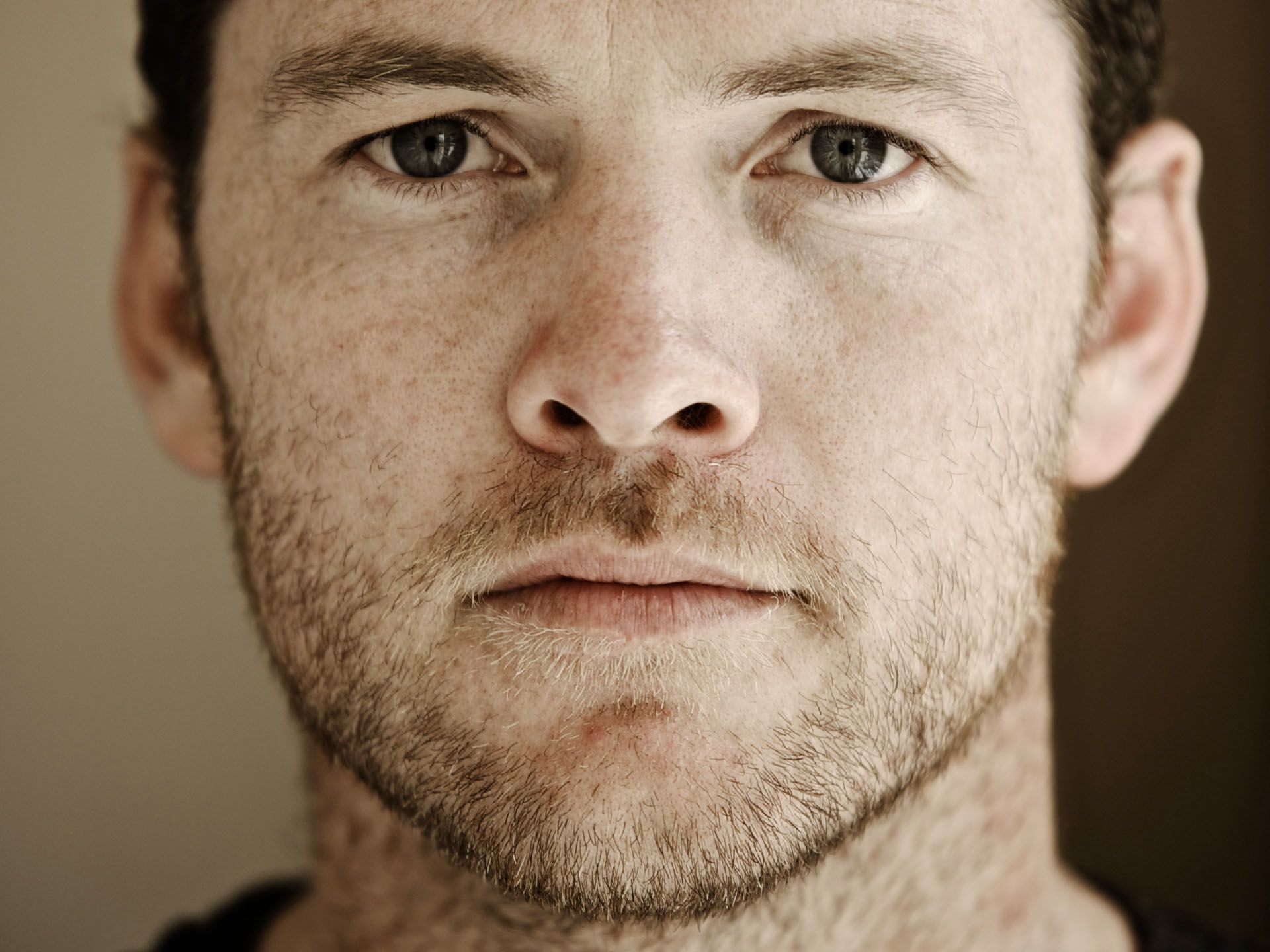 1920x1440 Sam Worthington. One Room With A View