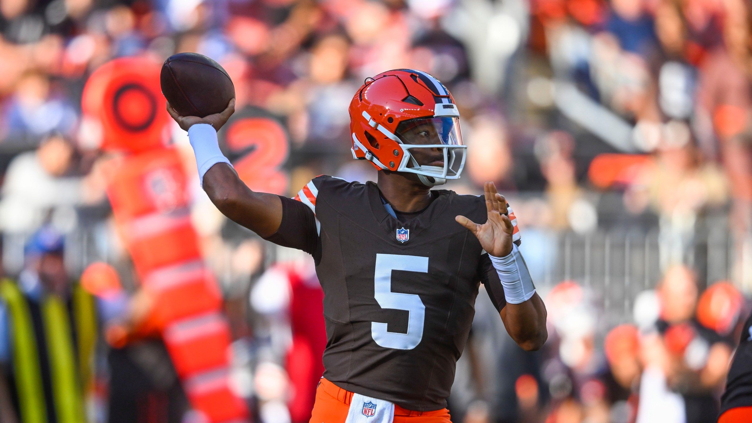 2560x1440 Jameis Winston Starting For Browns, Coach Hands Over Play Calling Duties