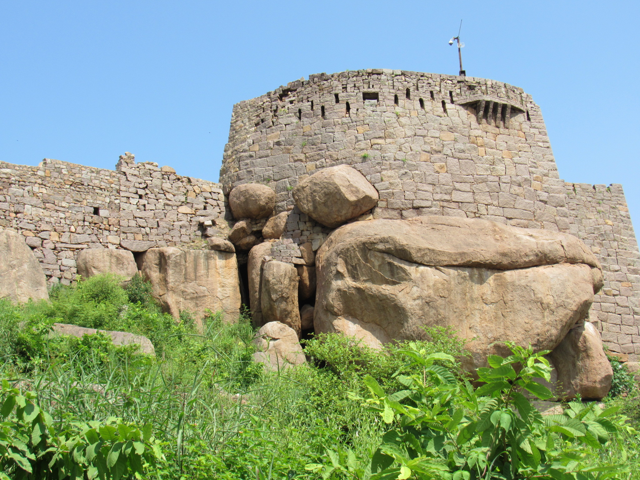 2048x1536 Golconda fort
