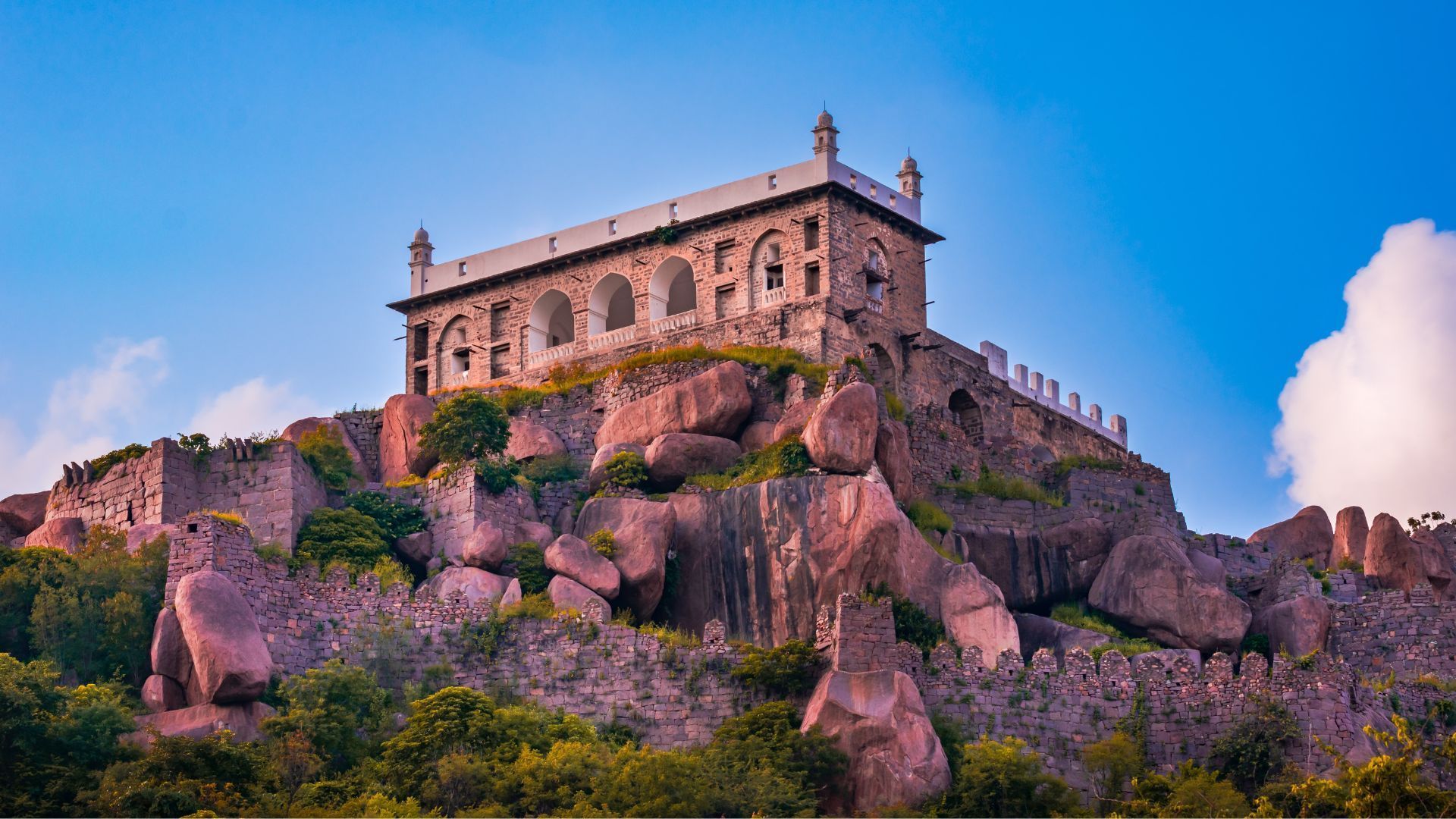 1920x1080 Discover India's Biggest Forts: Historical Marvels Worth Visiting