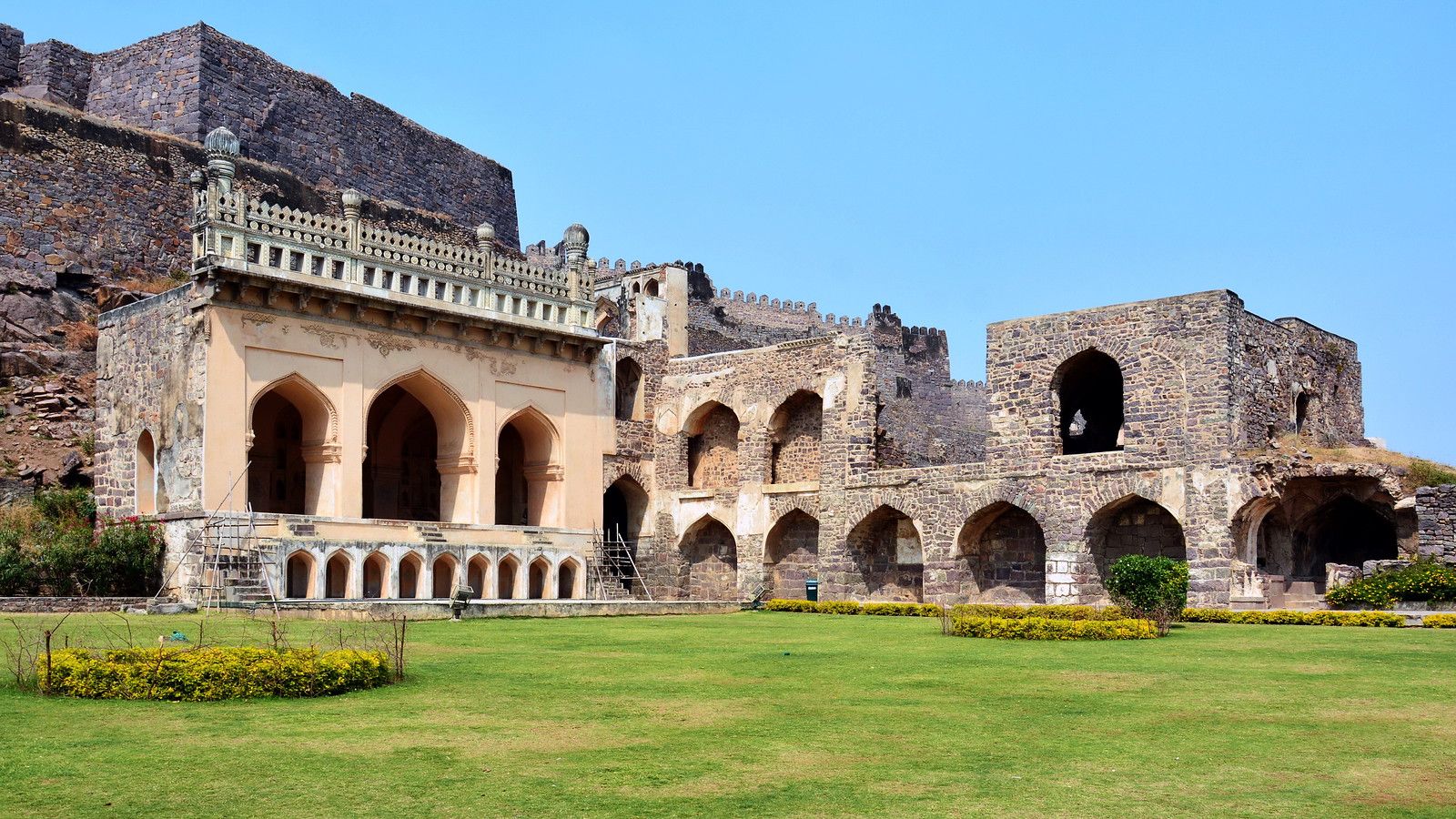 1600x900 India Fort M