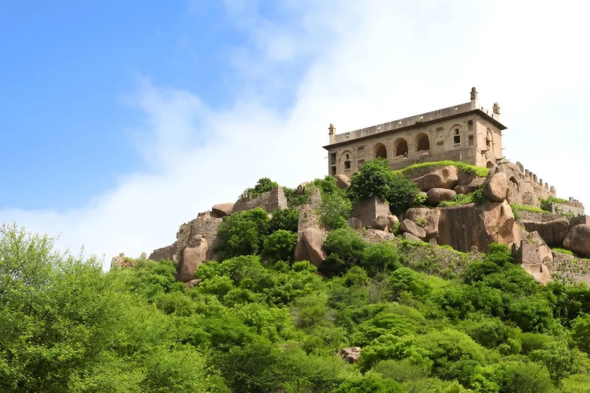 1200x800 Golconda Fort, South India: How To Reach, Best Time & Tips