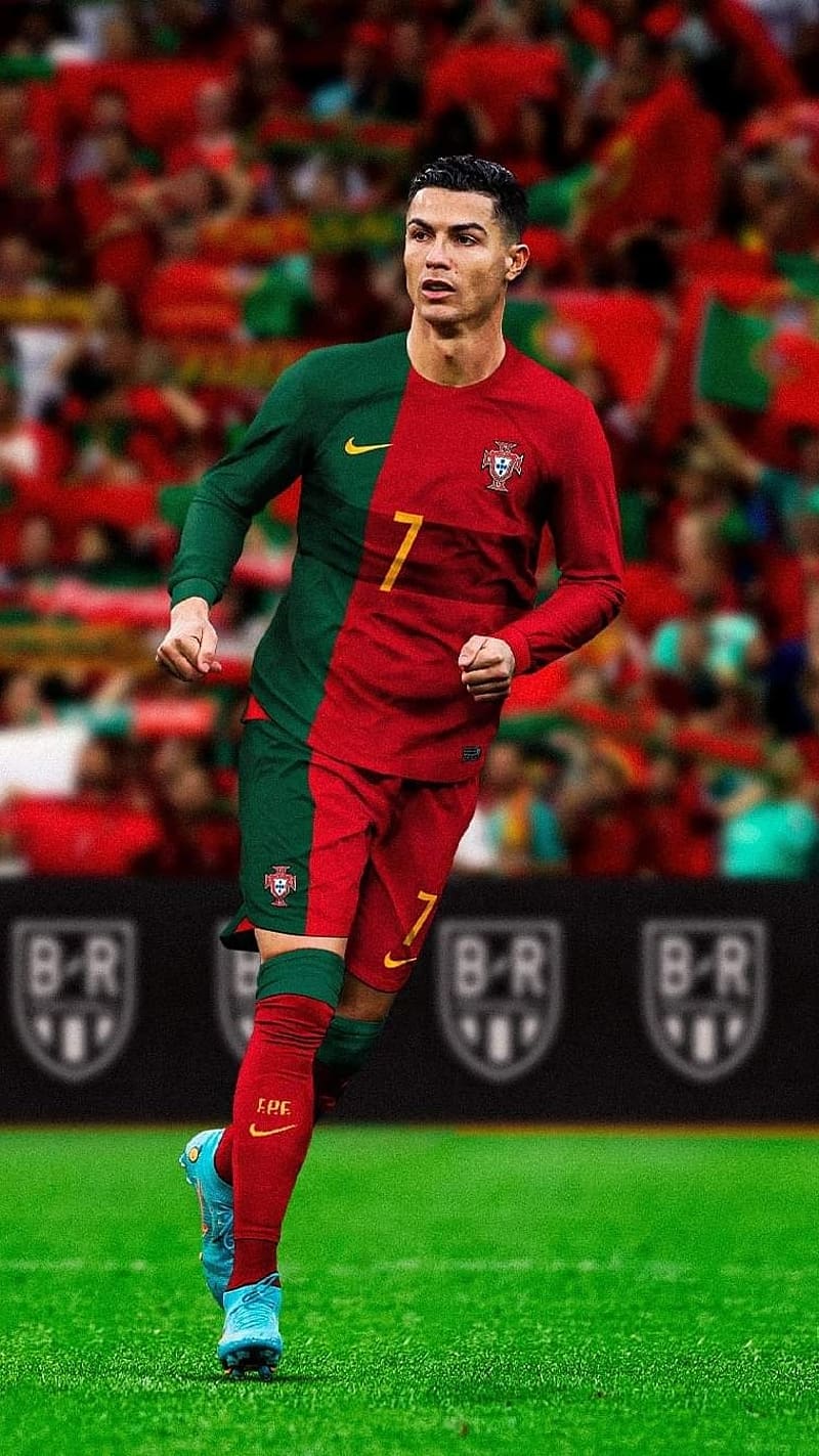800x1423 Ronaldo Running On Ground, ronaldo, running on ground, footballer, sports, athlete, HD phone wallpaper