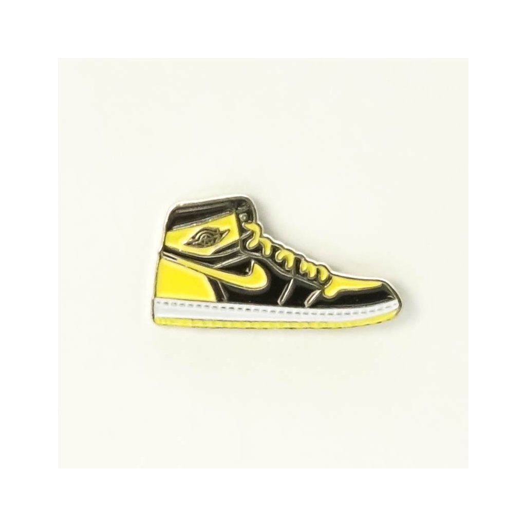 1024x1024 Sneaker pin AJ 1 Yellow
