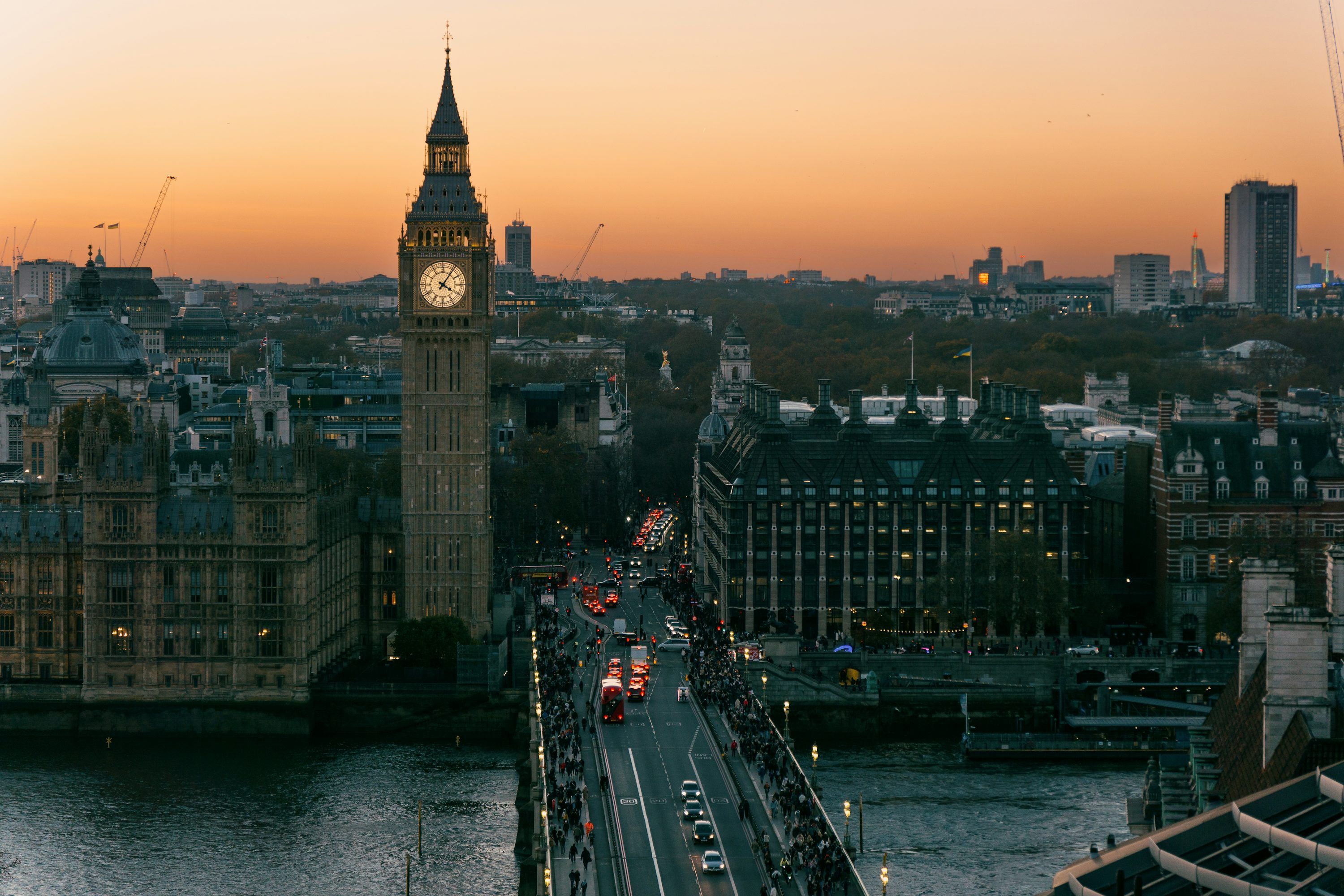 3000x2000 London Street Picture [HD]. Download Free Image