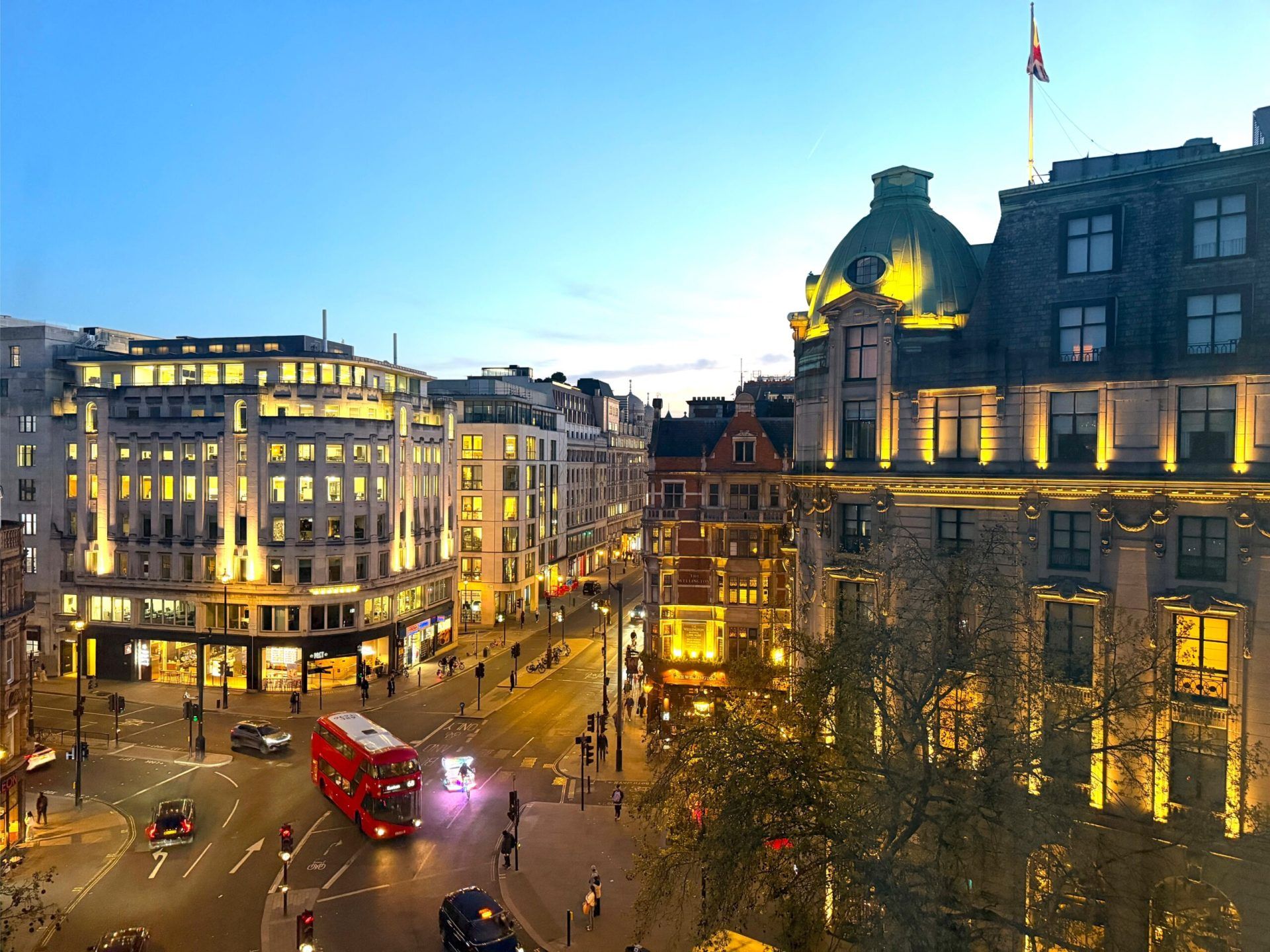 1920x1440 HOTEL REVIEW: ME London Surprisingly Spacious Suite in Central London Left For Less