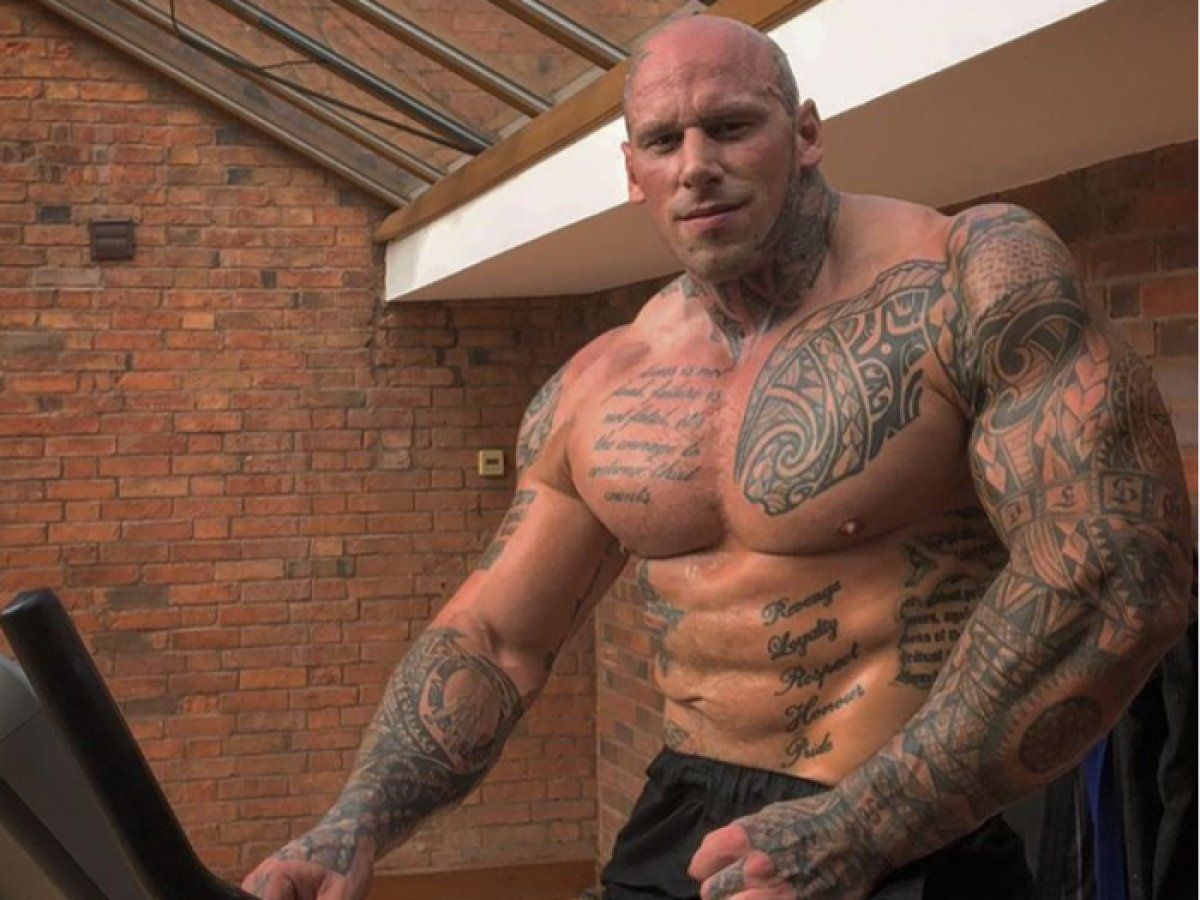 1200x900 Martyn Ford / Posts / X