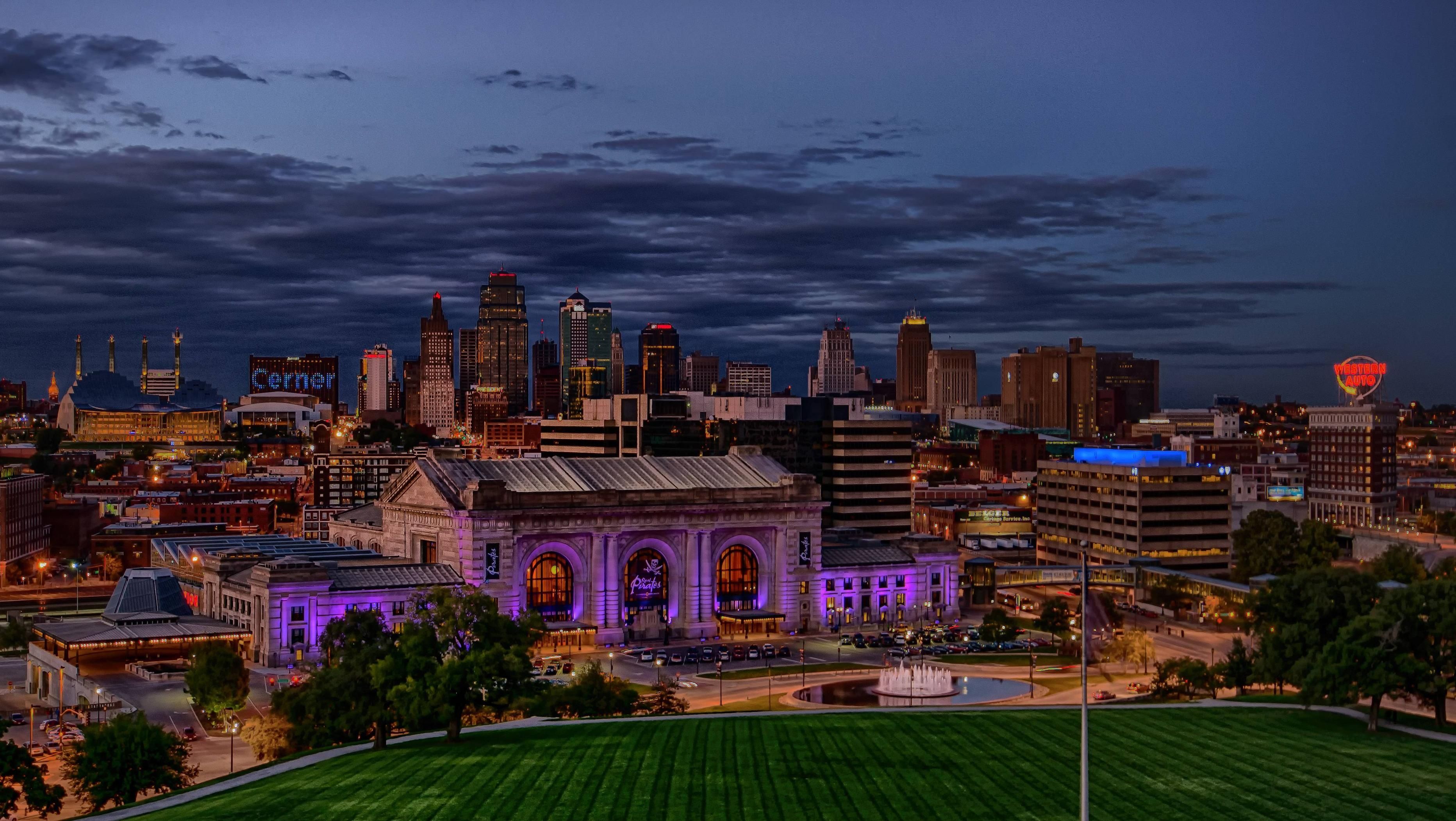 3728x2102 Kansas City Wallpaper