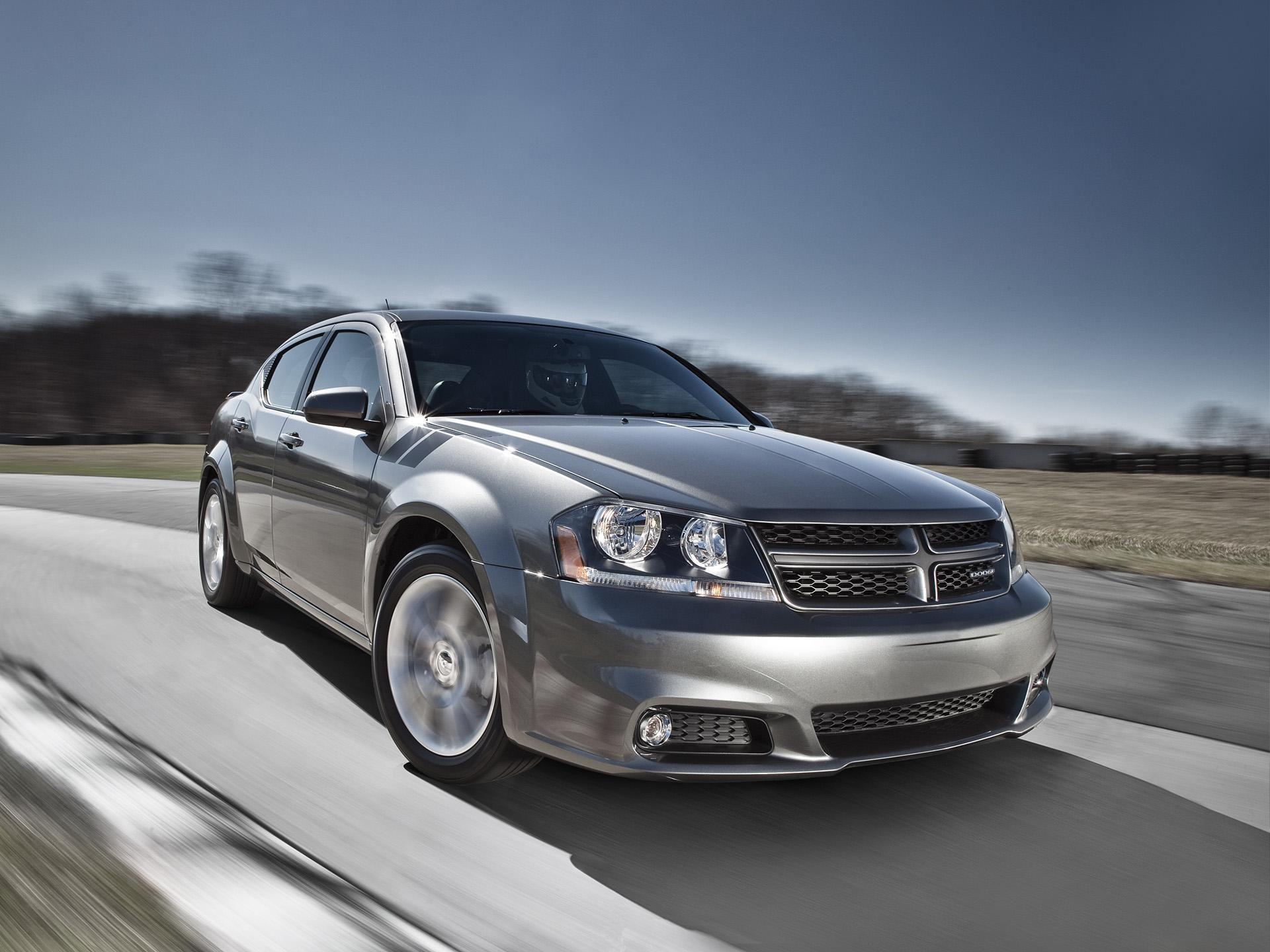 1920x1440 Dodge Avenger RT Wallpaper HD Download