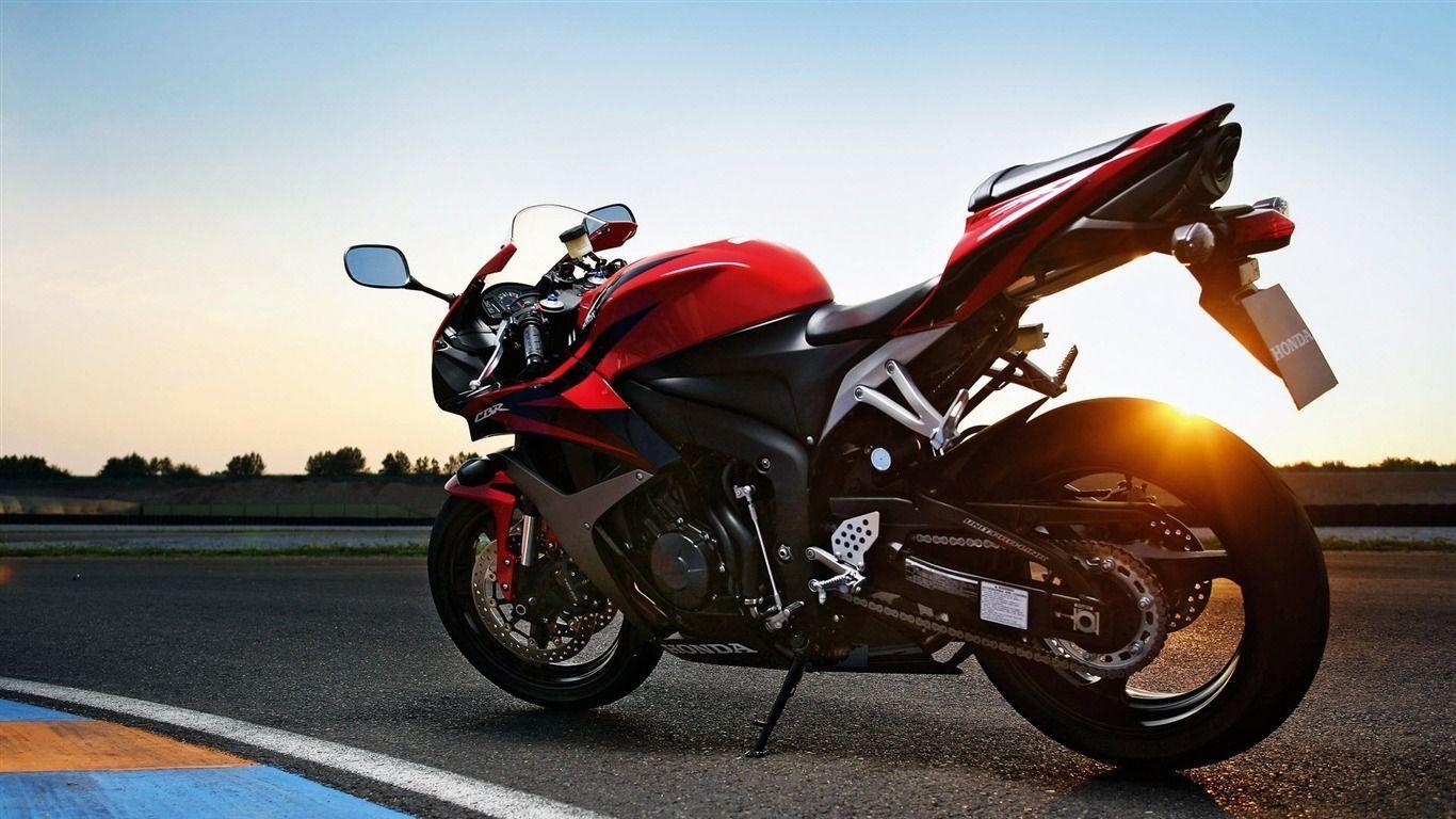 1366x768 Motorbike Wallpaper 38 - [1366 x 768]
