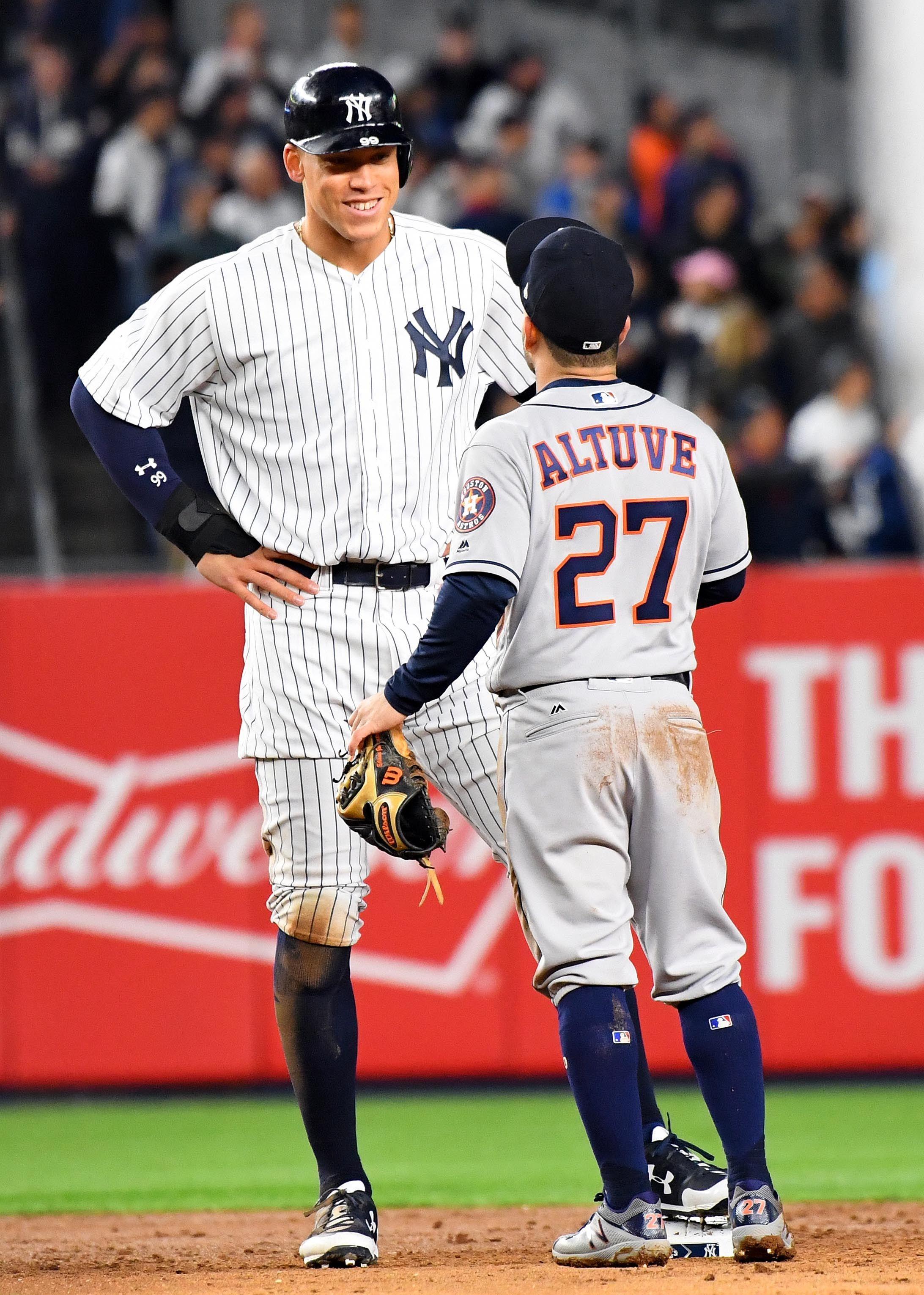 2185x3061 Aaron Judge congratulates Jose Altuve on winning MVP