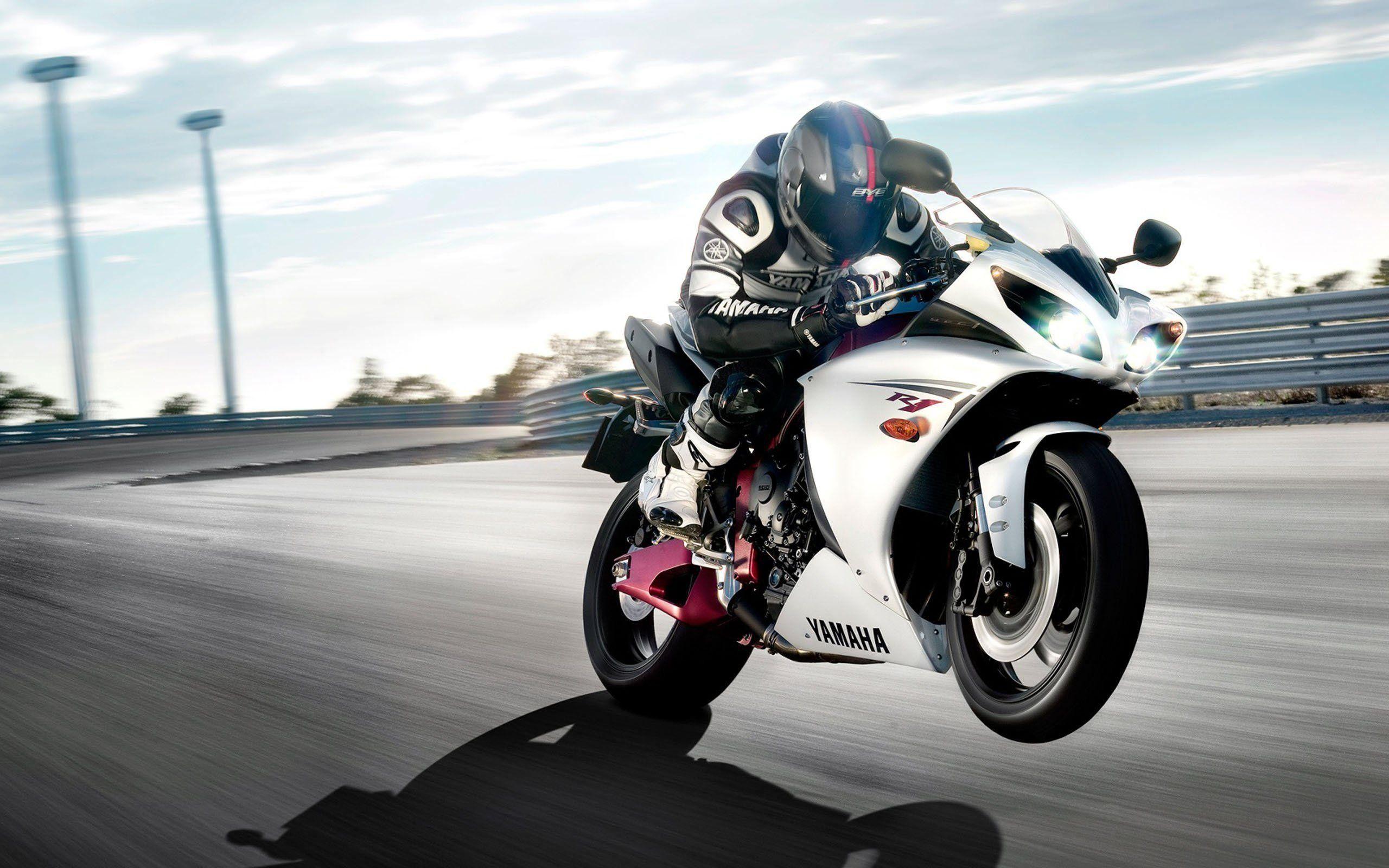 Super Bike Wallpapers Top Free Super Bike Backgrounds Wallpaperaccess