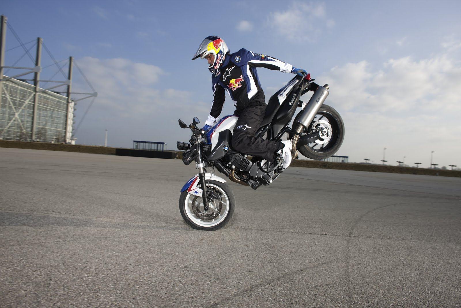 1600x1067 Desktop bike racing wallpaper download
